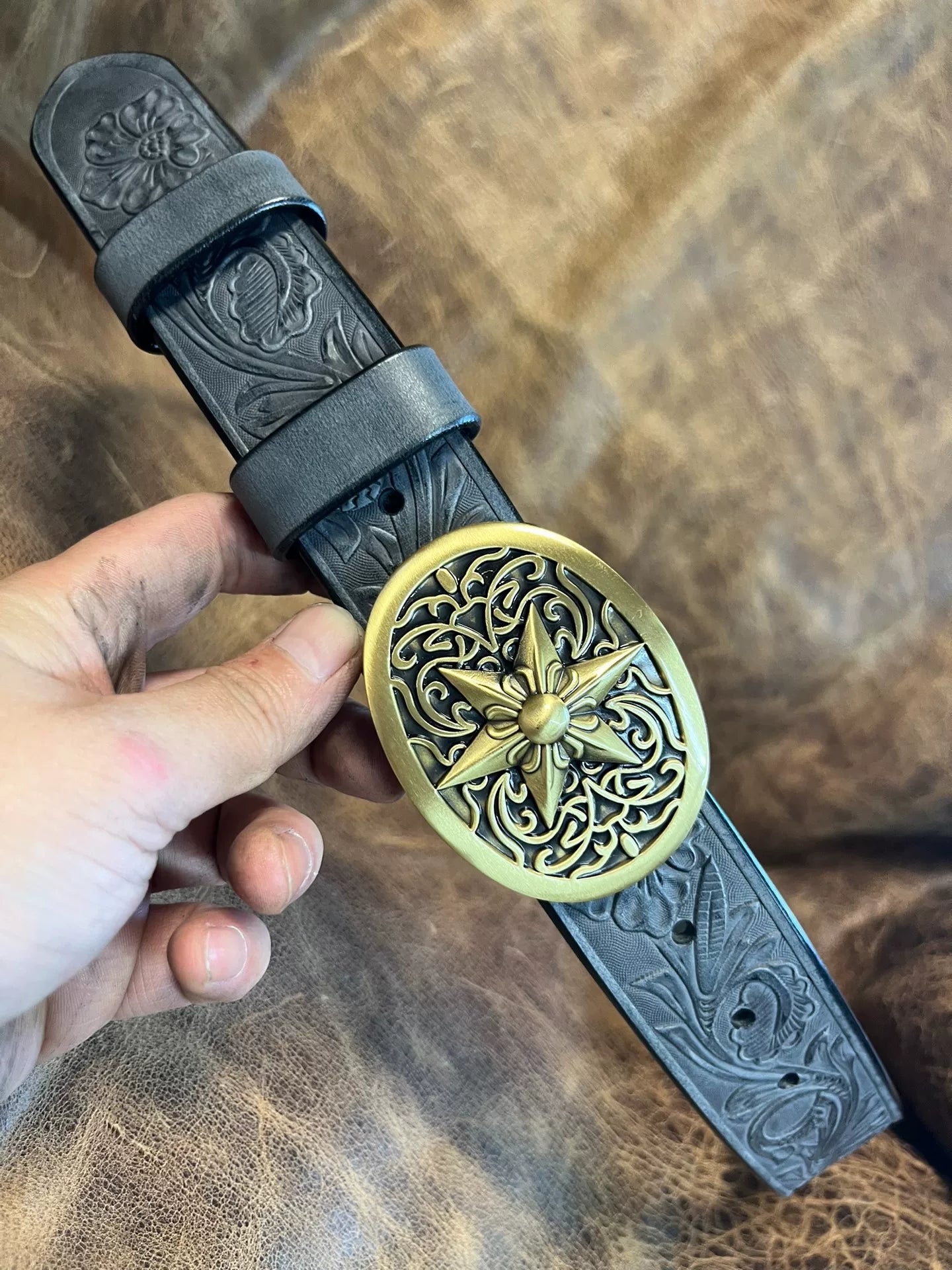 Customized Italian horse rein carving handmade belt