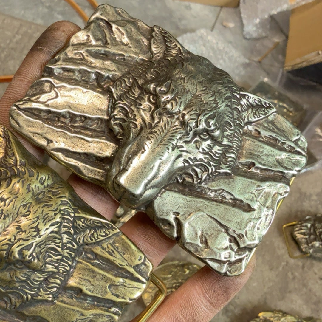 Pure copper wolf head Western Central Cuban buckle