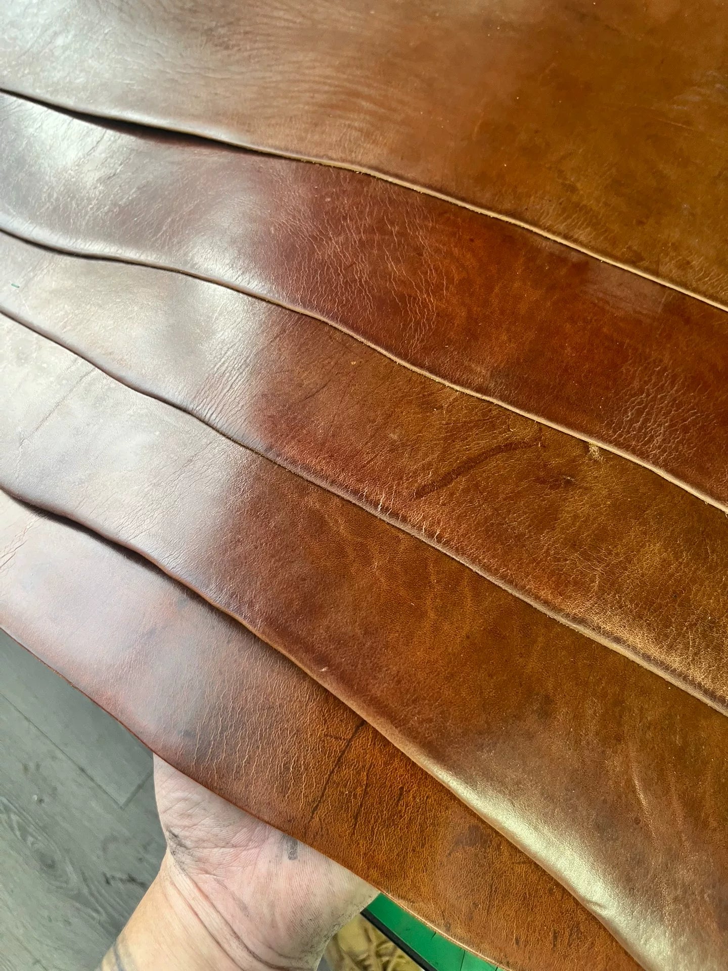 A customized cordovan belt can only produce 2 to 3 belts. Custom co…