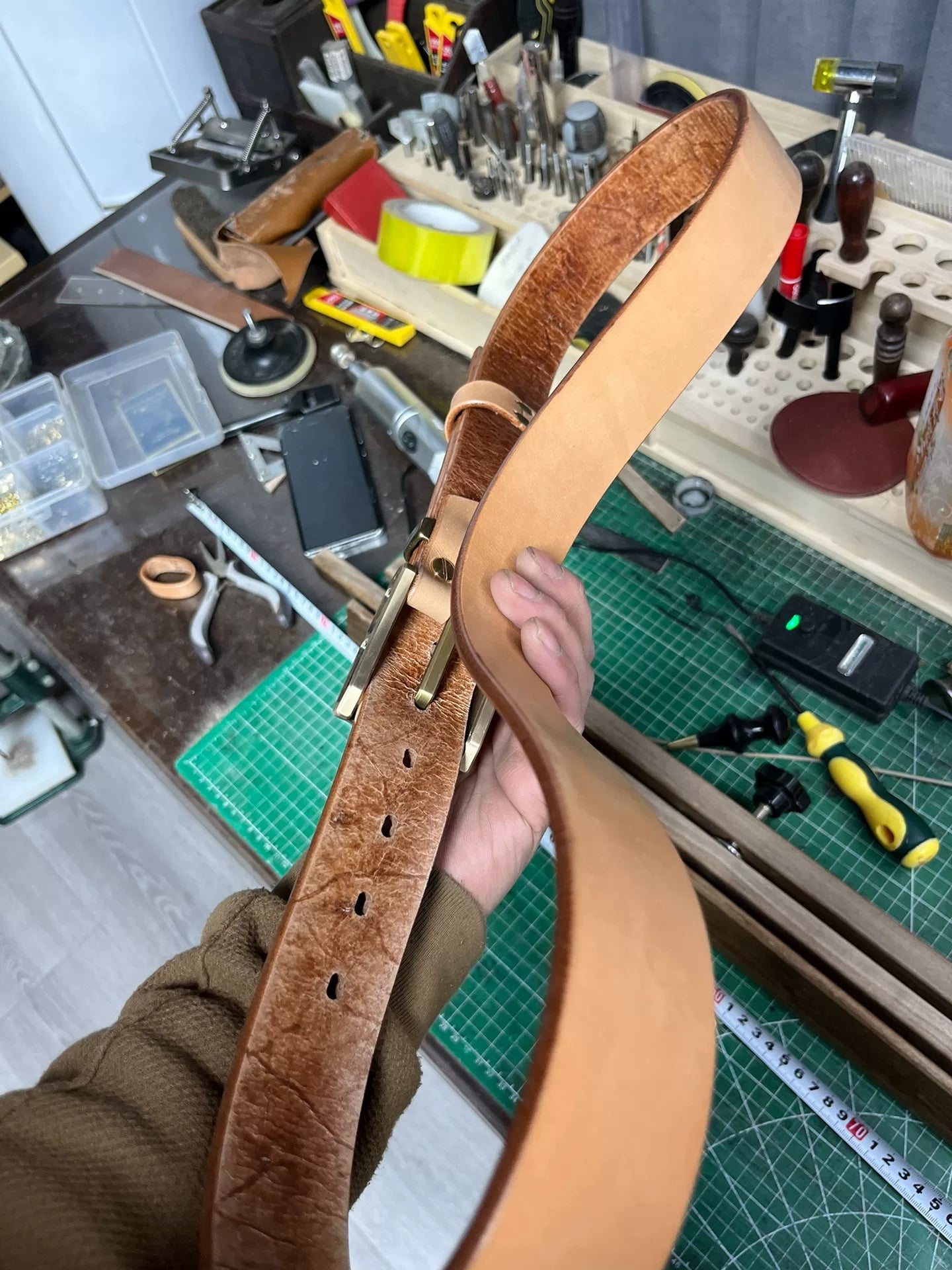 5.5mm thick Japanese Shonan back leather handmade sandpaper polishe…