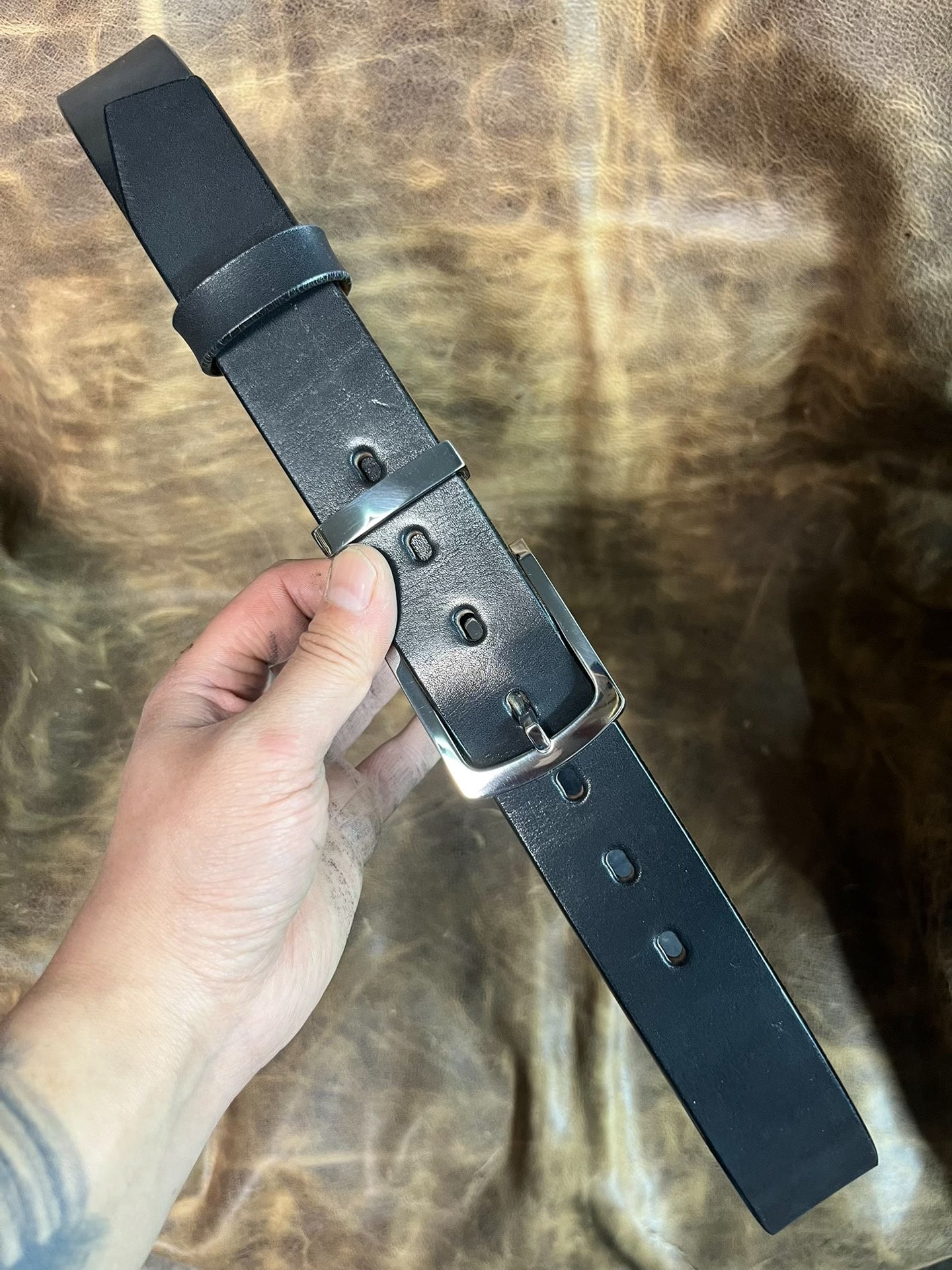 5.5mm thick Japanese Tochigi Shonan back leather belt with handmade…