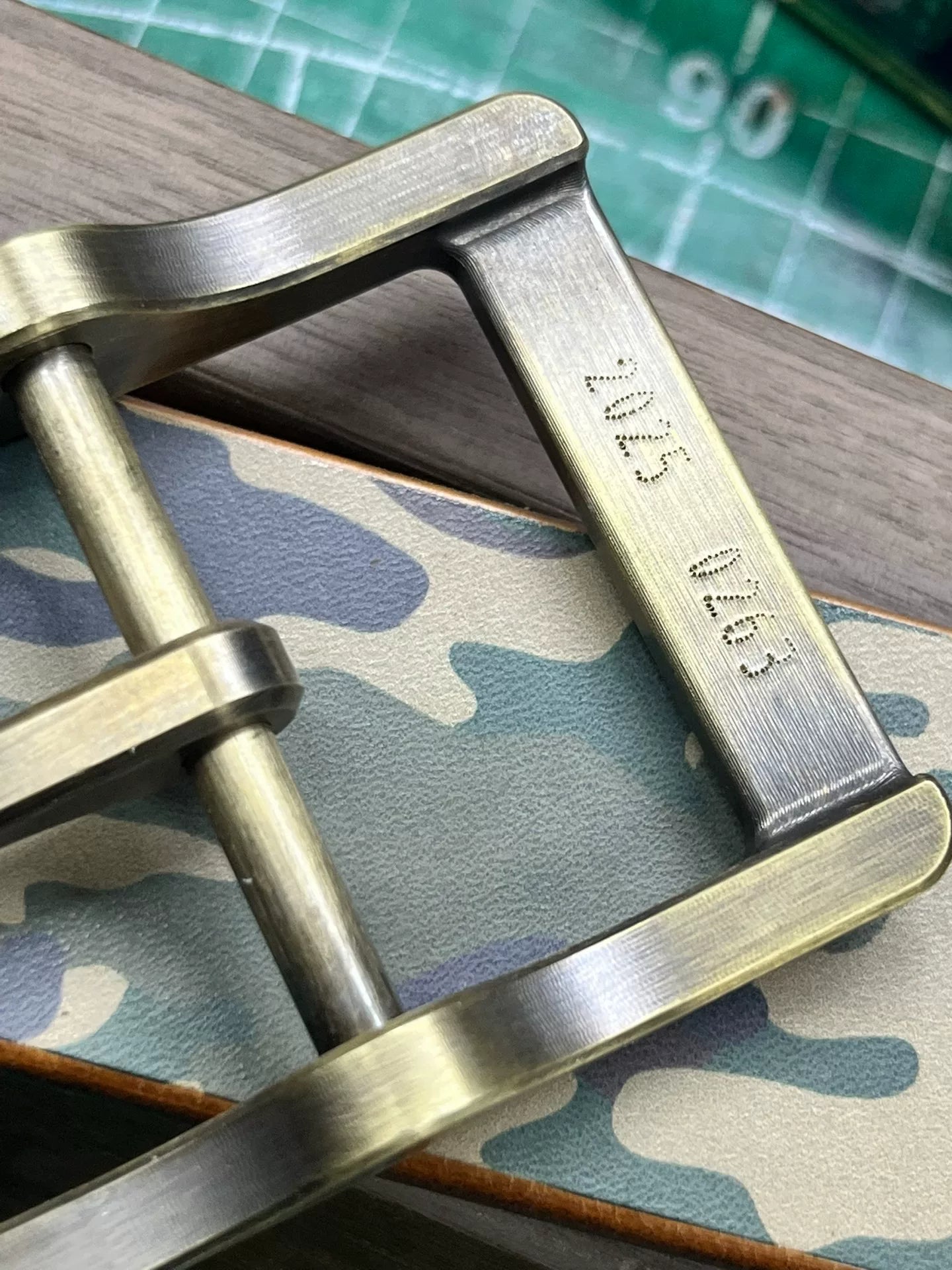 CNC brass wire cutting and engraving high-end customized belt buckl…