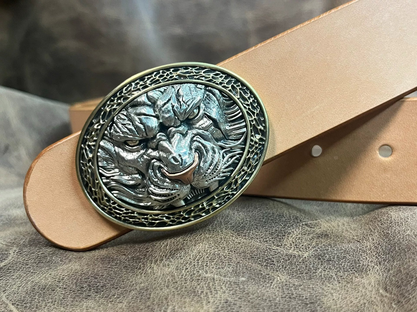 Tiger pure copper handmade belt buckle
