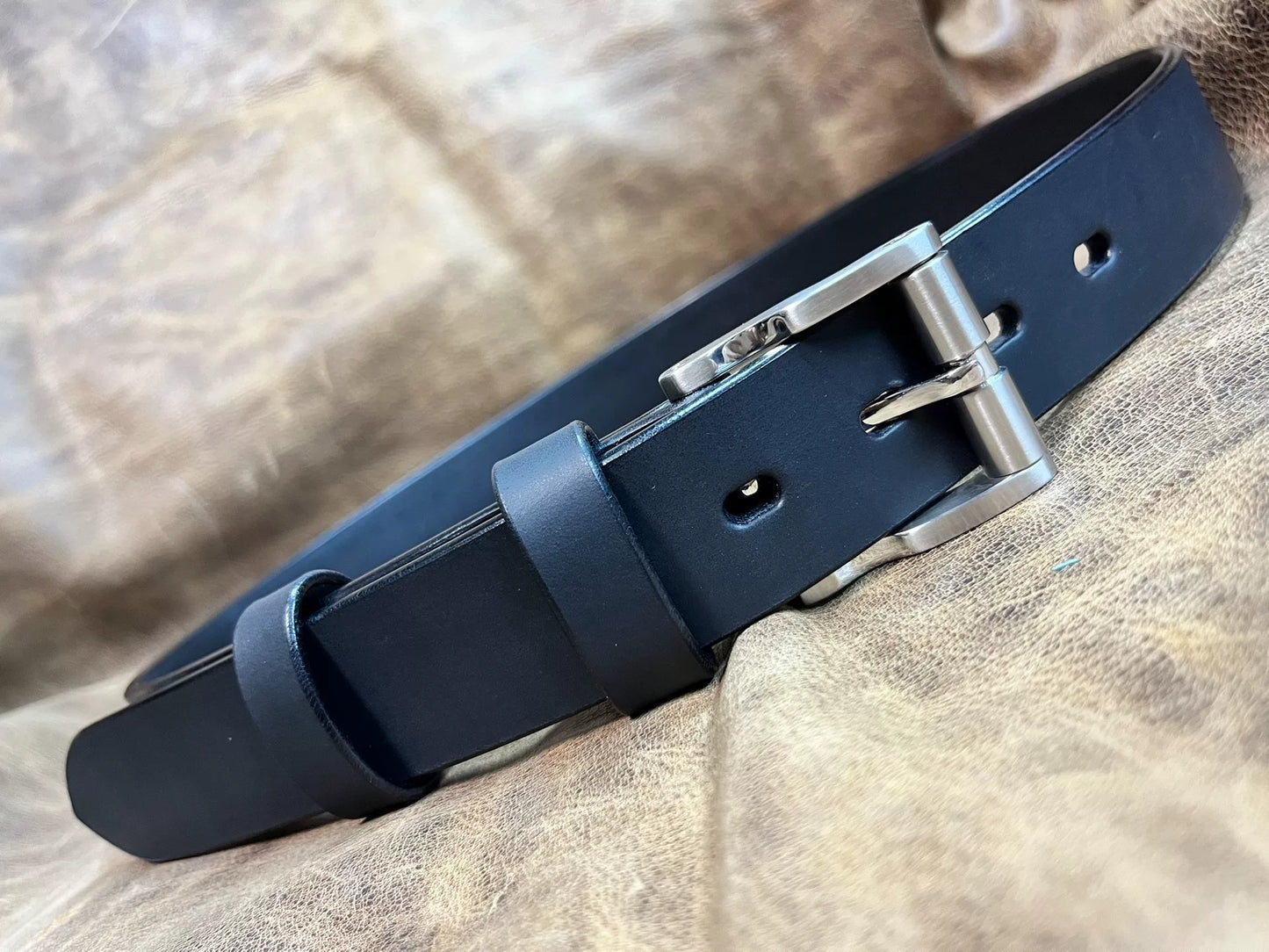 316L Line-Cut Belt Buckle with Italian Saddle Leather — 4.5mm