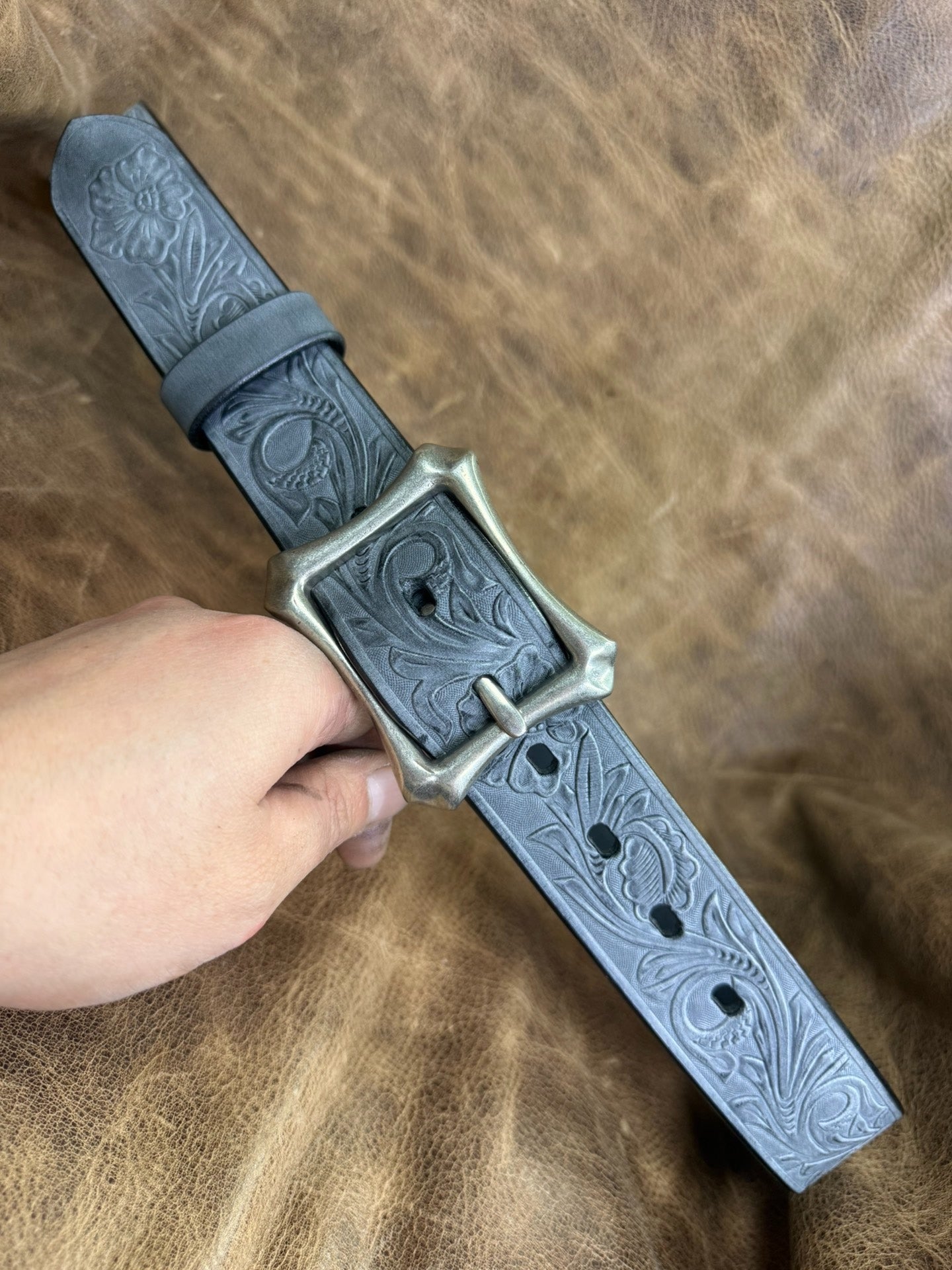 Customized Italian horse rein carving handmade belt