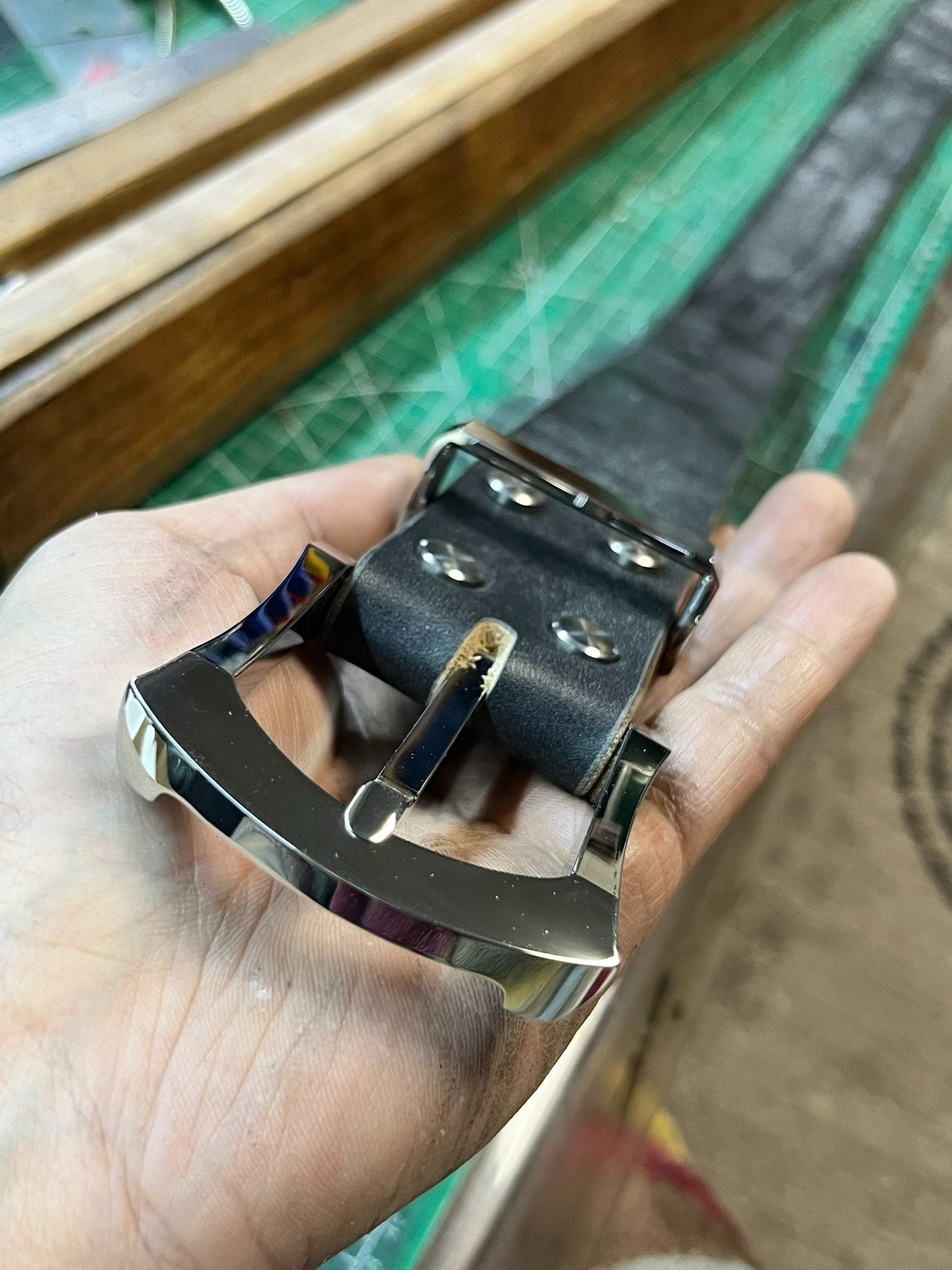 Muchen belt buckle meson