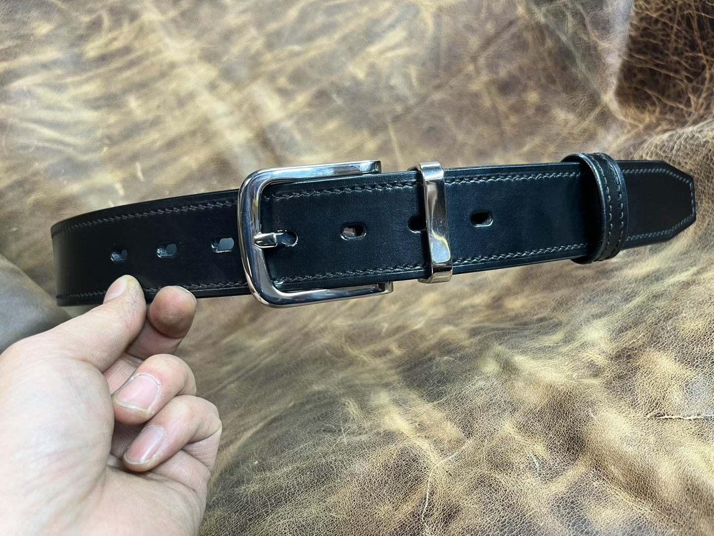 TWS Thomas Bridle Leather Business Dress Belt — Premium Finish