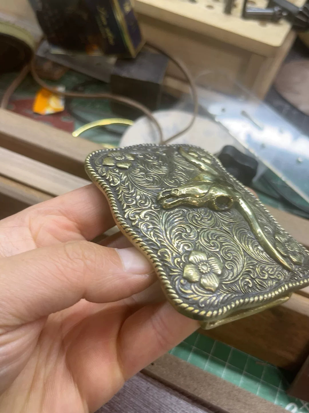 Handmade western medieval Ami khaki bull head belt