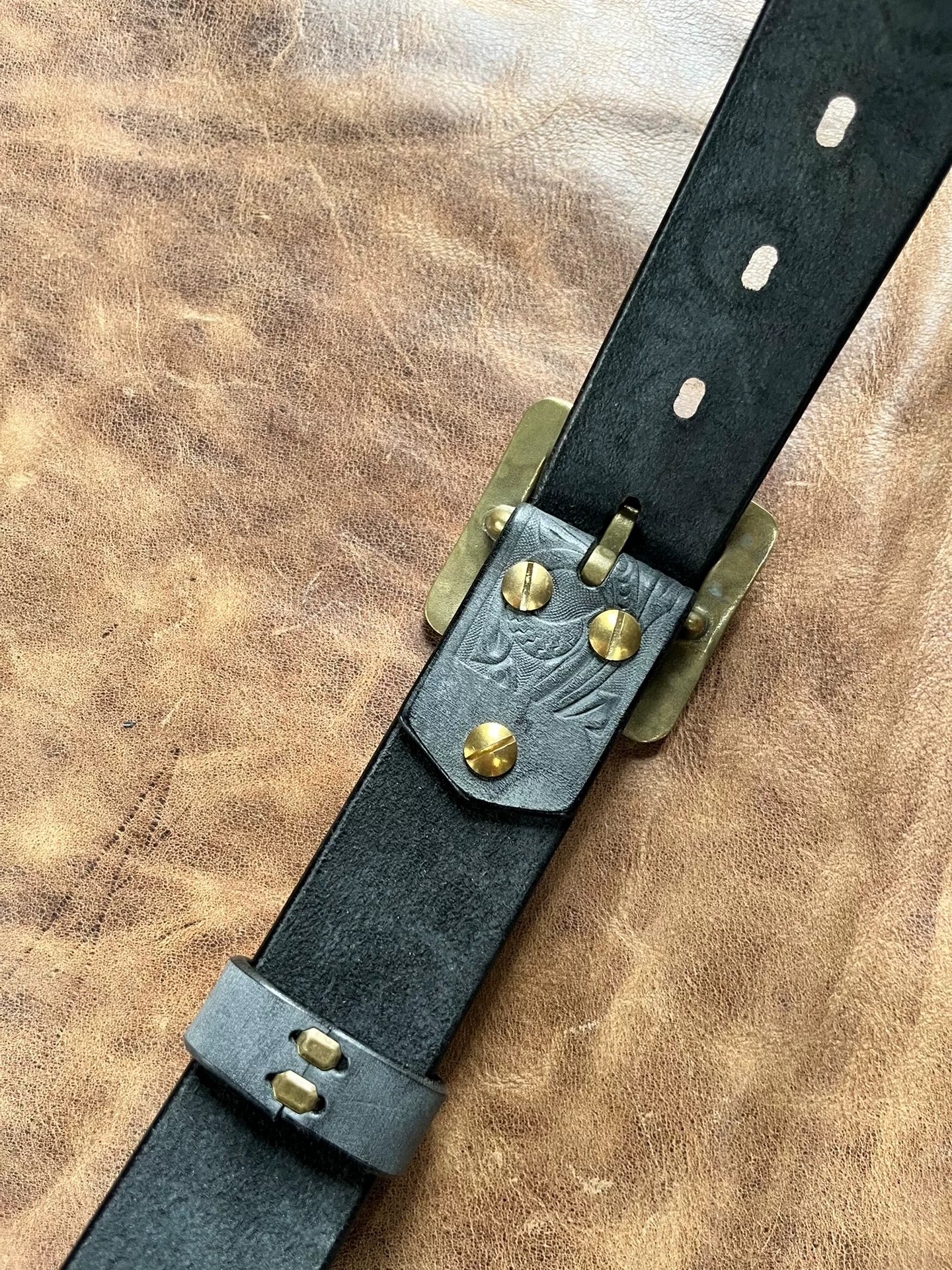 Customized Italian horse-rein carved handmade belt
