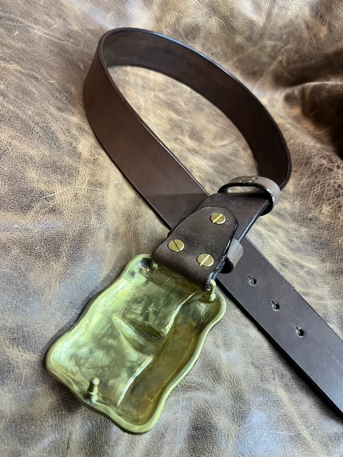 Handmade western medieval Ami khaki bull head belt