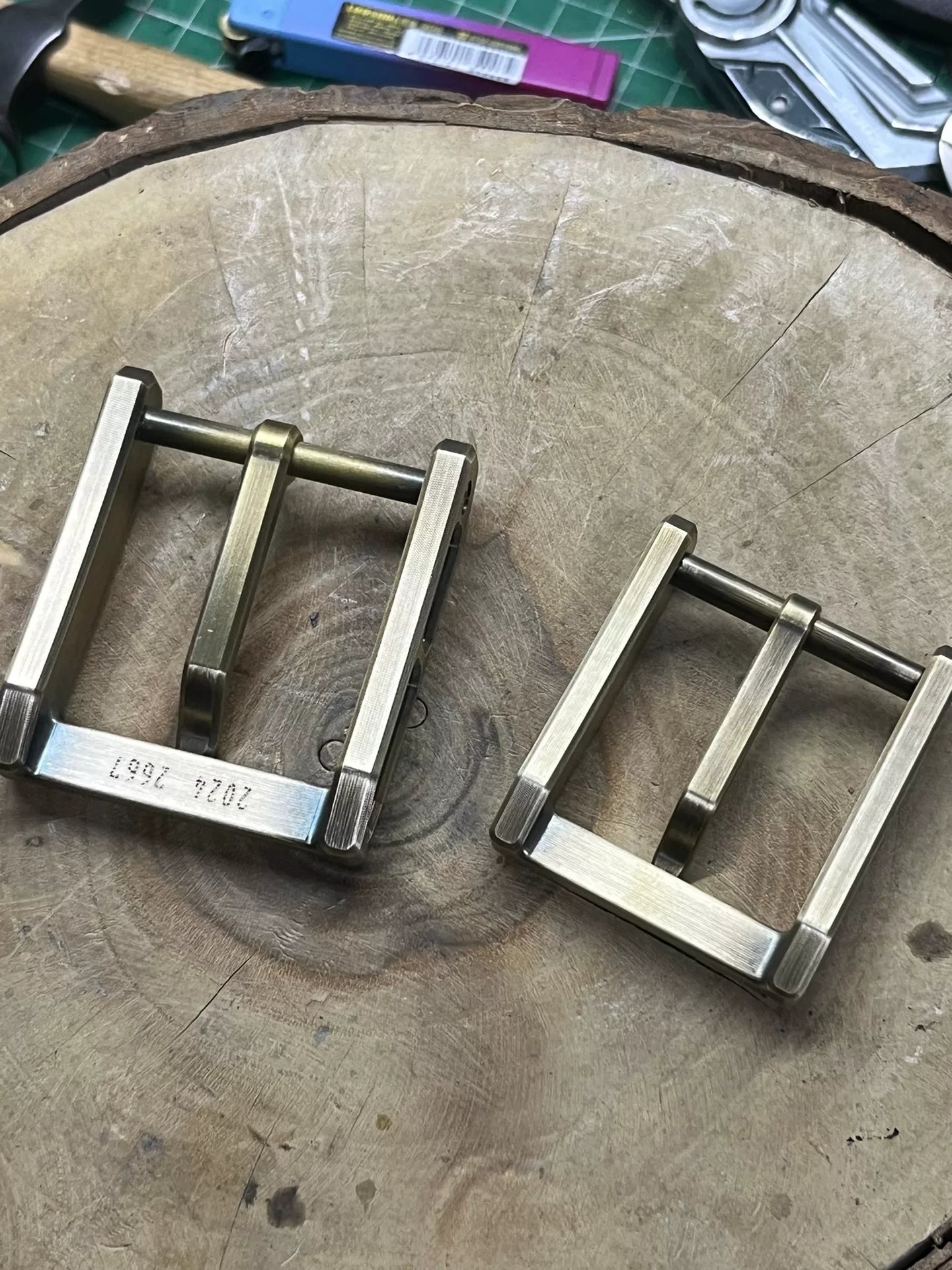 Westwind No.3 Line-Cut — Original Solid Brass 35mm