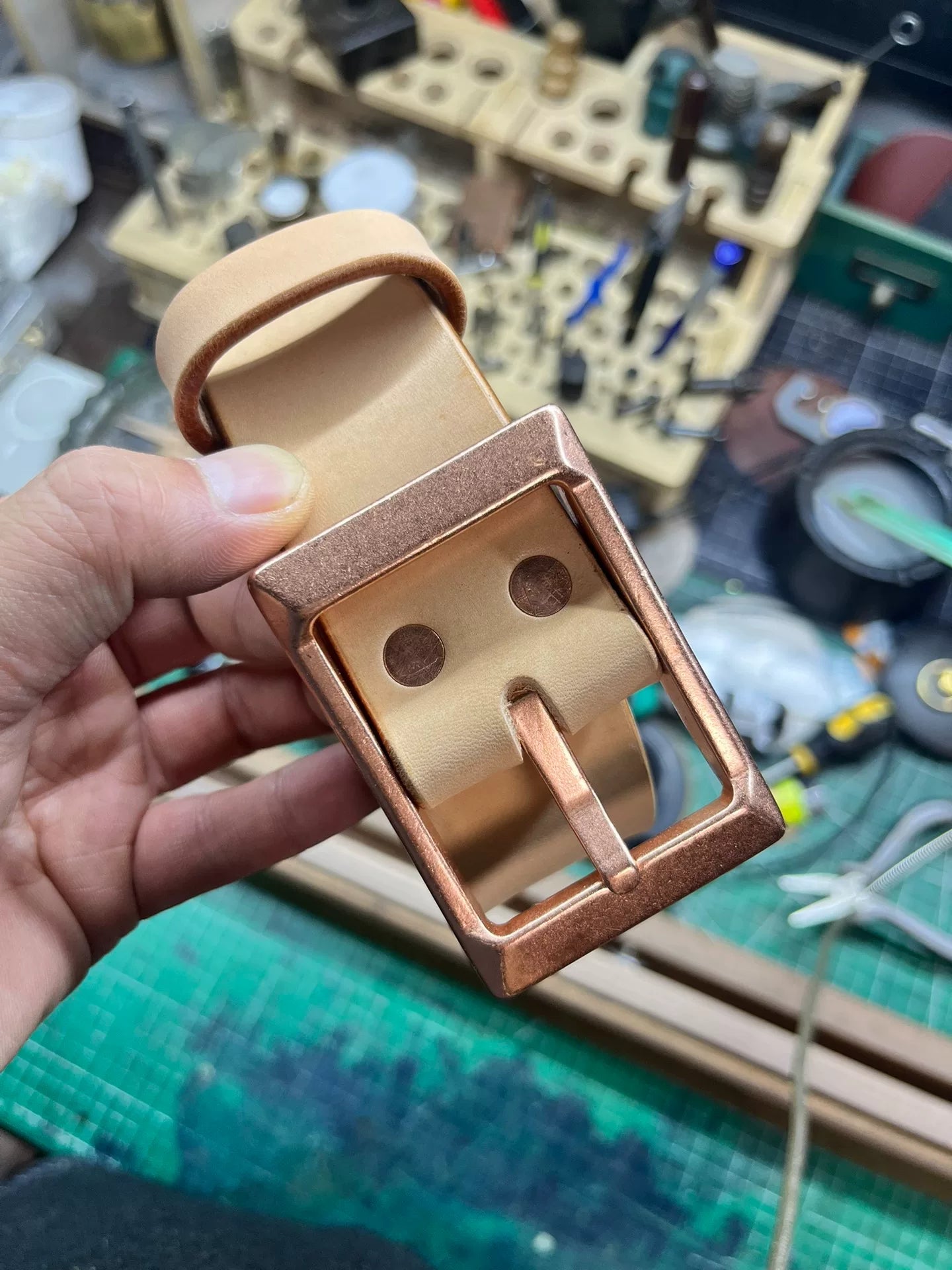5mm thick beautiful saddle with copper cow 4