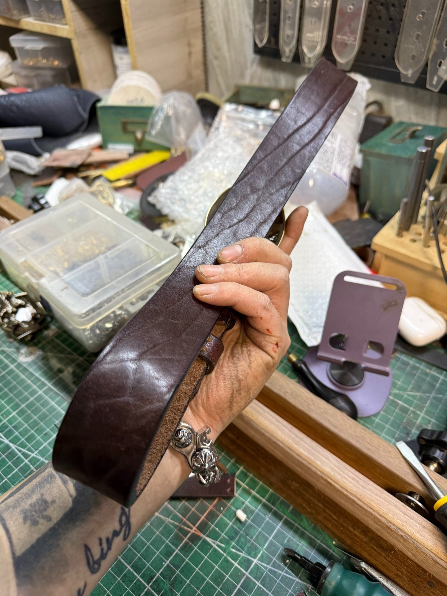 6 mm thick black bison leather handmade belt