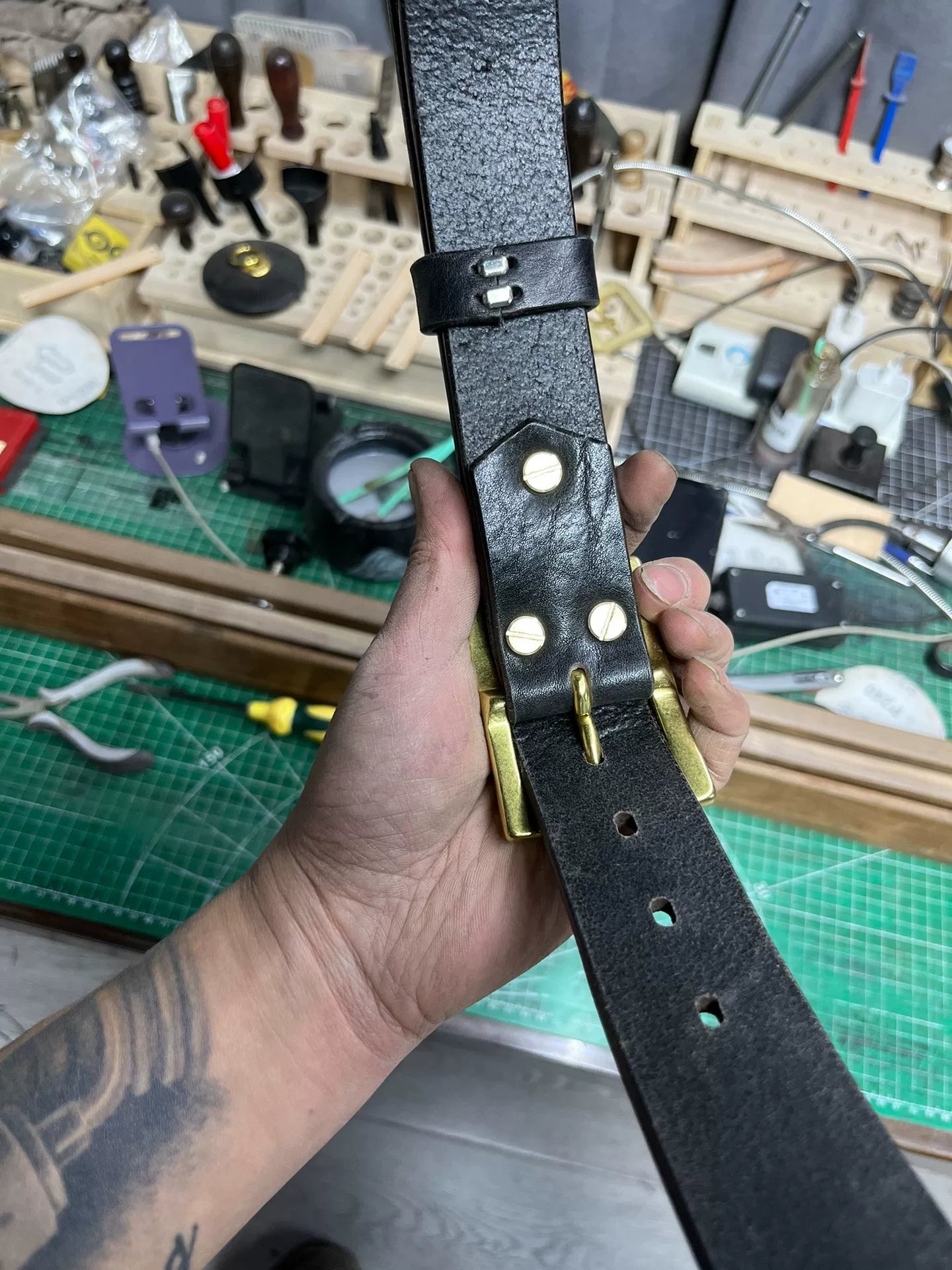5.5mm thick handmade belt imported from North America black dyed bi…