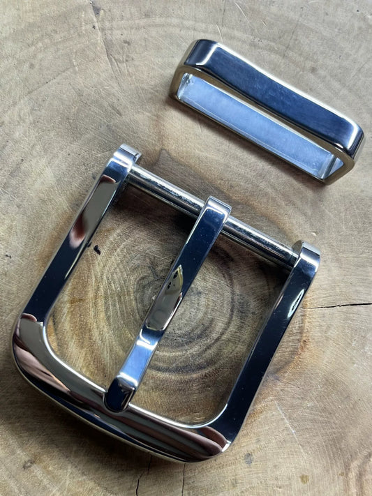 Gadfly belt buckle