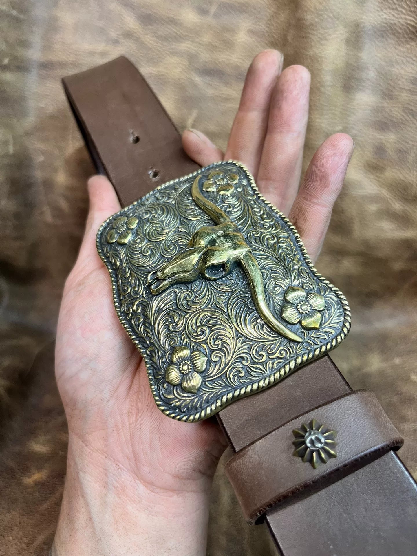 Handmade western medieval Ami khaki bull head belt
