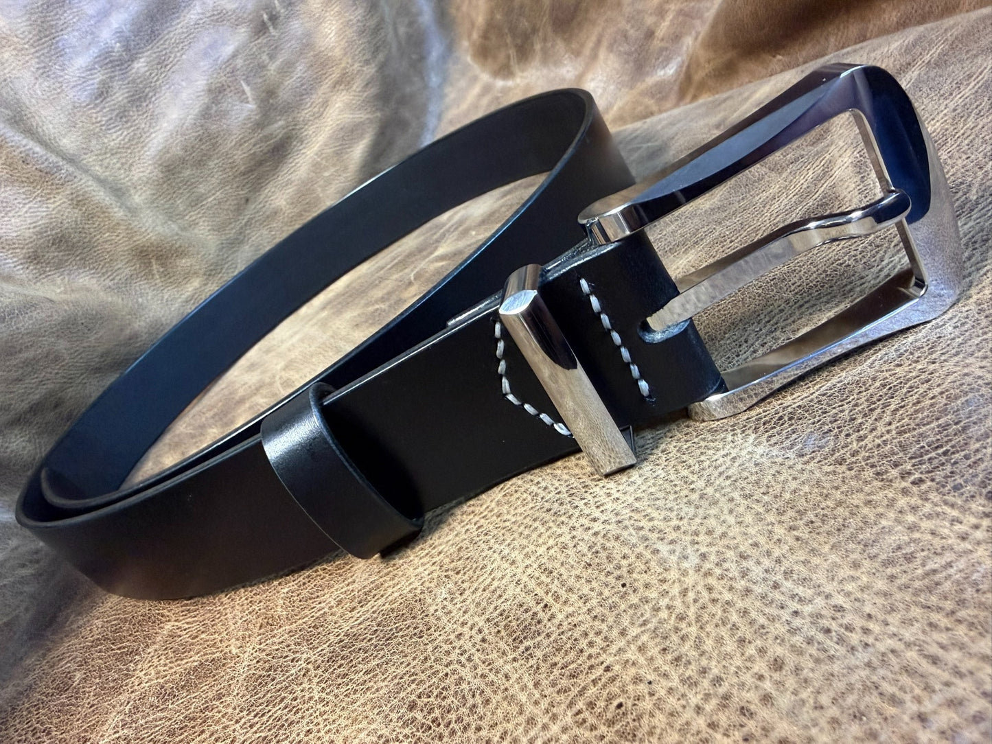 Authentic Muchen 440C steel M6 generation wire-cut belt buckle with…