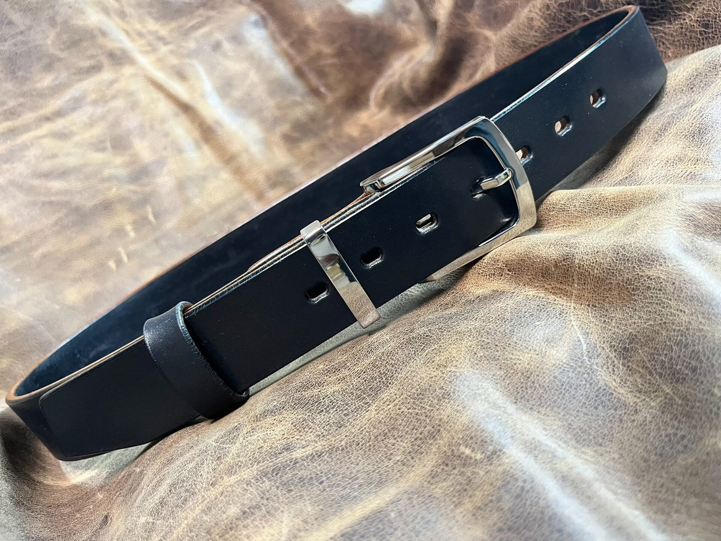 5.5mm thick Japanese Tochigi Shonan back leather belt with handmade…