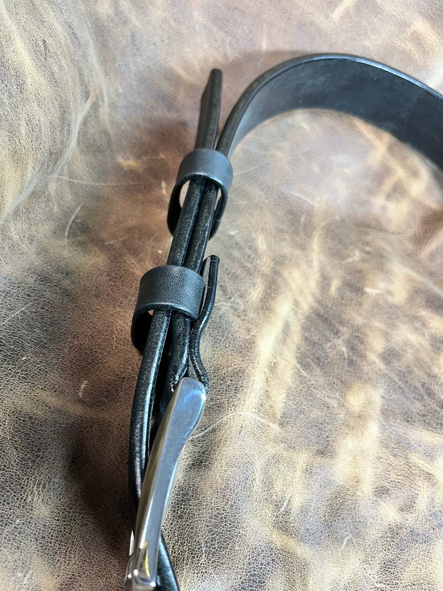5.5mm thick North American black through-dyed bison leather first l…