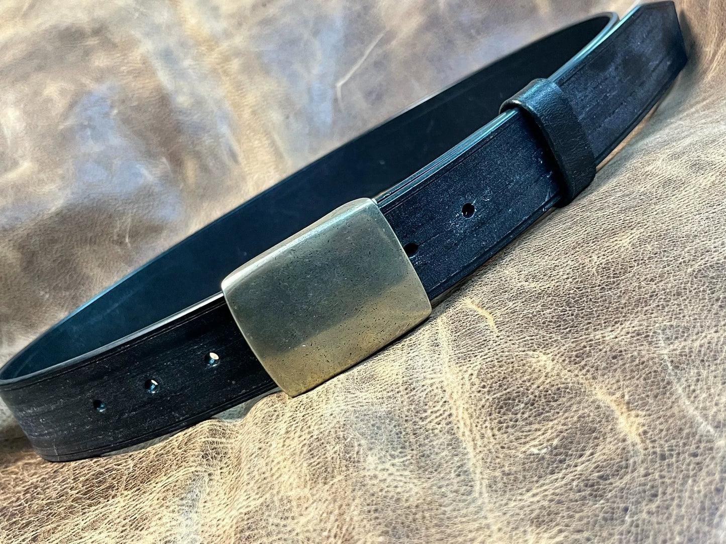 TWS Bridle Leather with Japanese Vintage White-Bronze Square Buckle