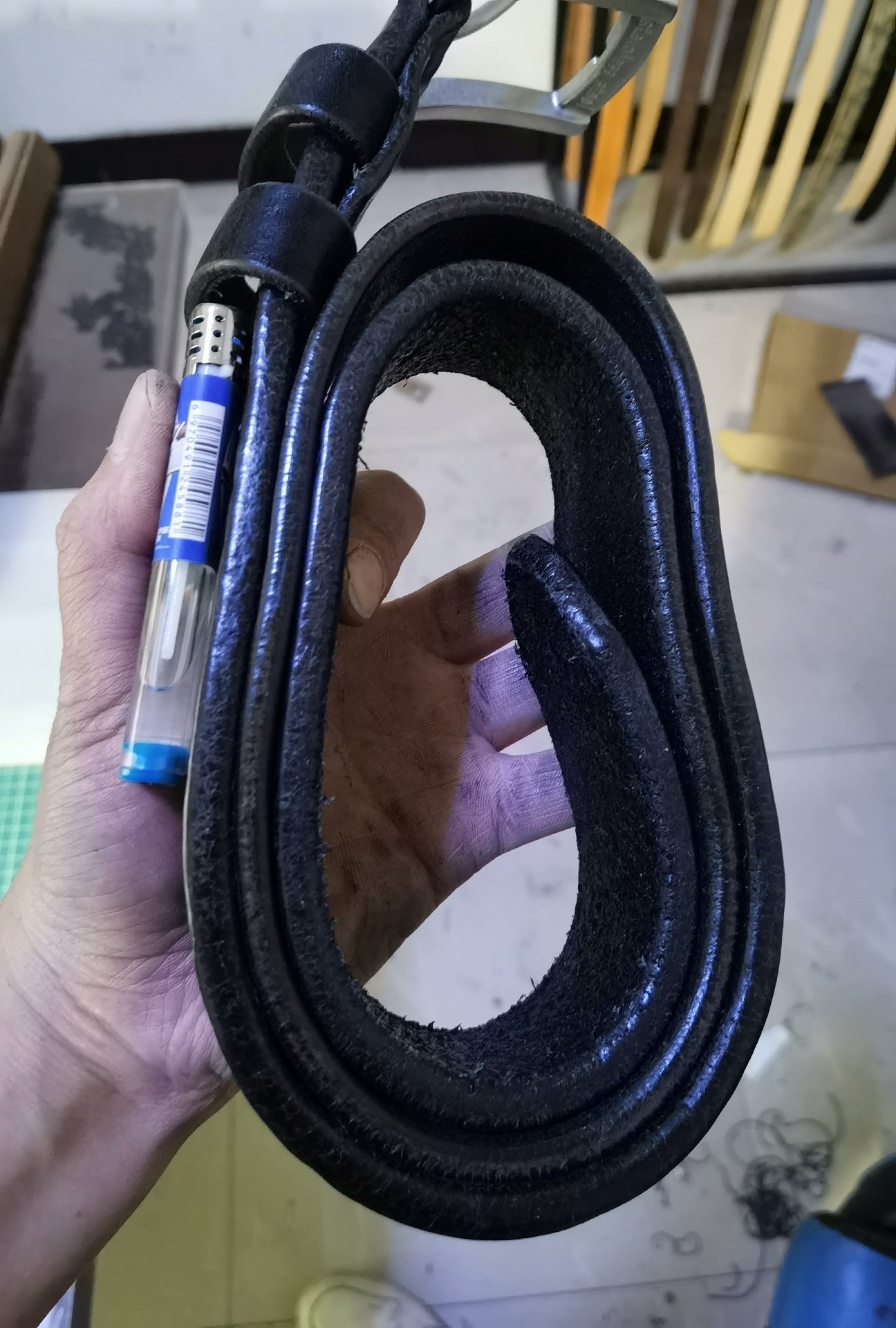 5.5–6mm thick North American black dyed bison leather first layer c…