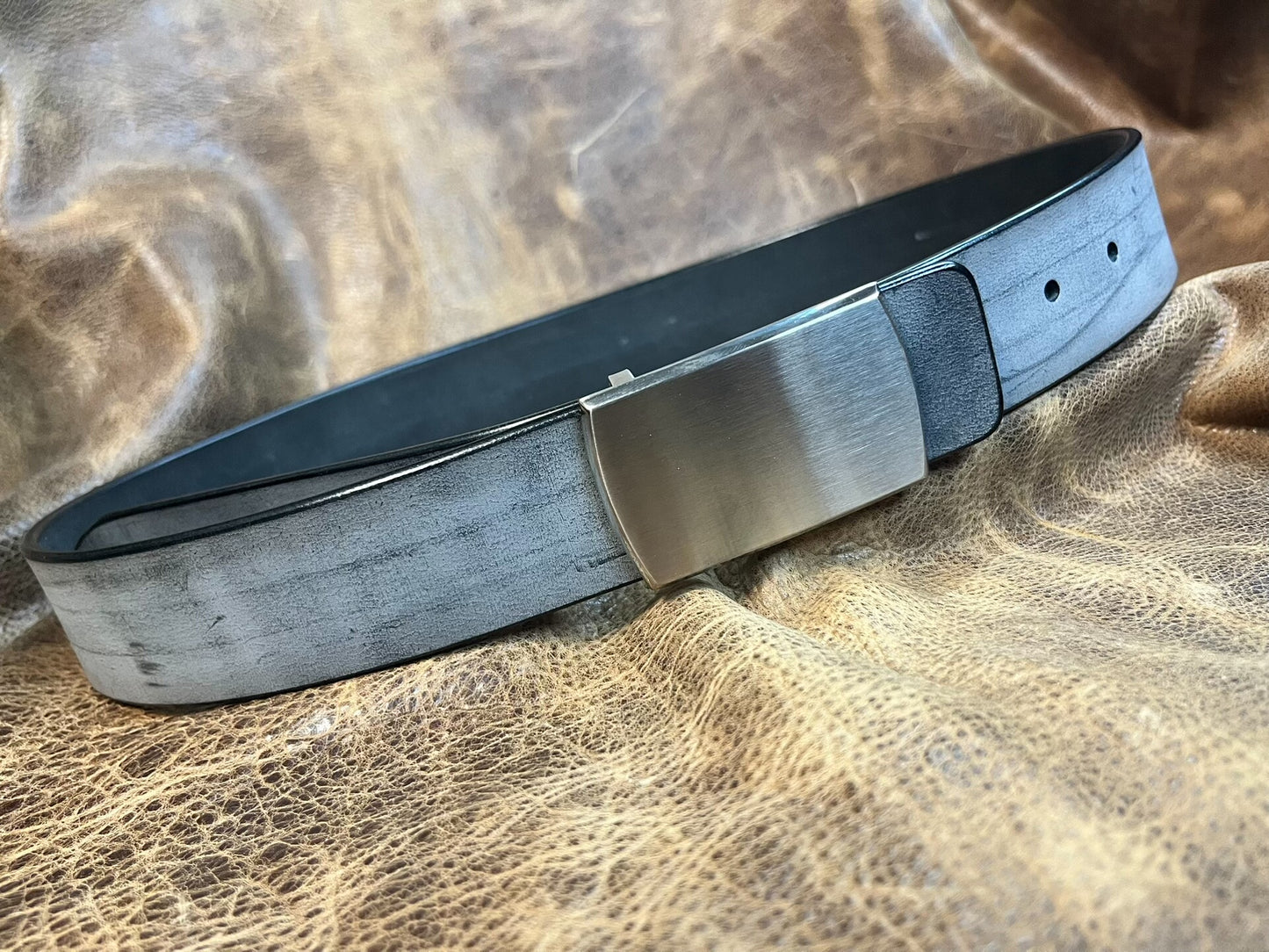 Customized handmade belt with Italian horse rein carvings