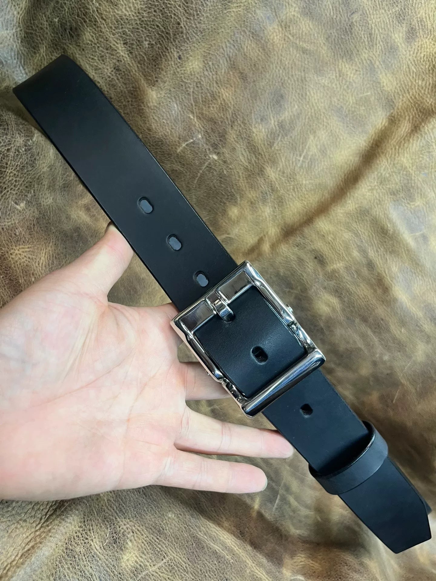 Italian Zhiruo handmade belts are customized