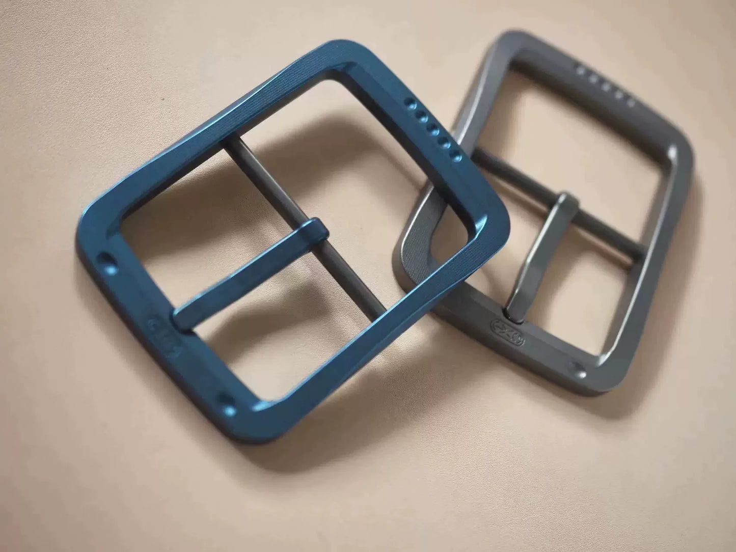 Xifeng Tunnel titanium alloy belt buckle head