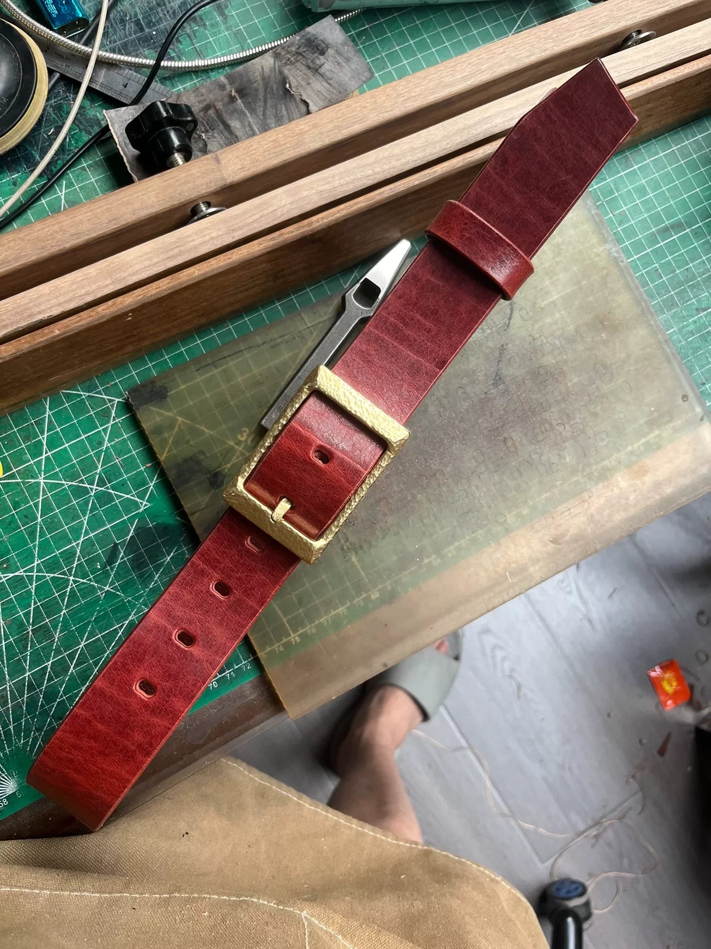 Horwin oil wax style handmade men's and women's handmade belts