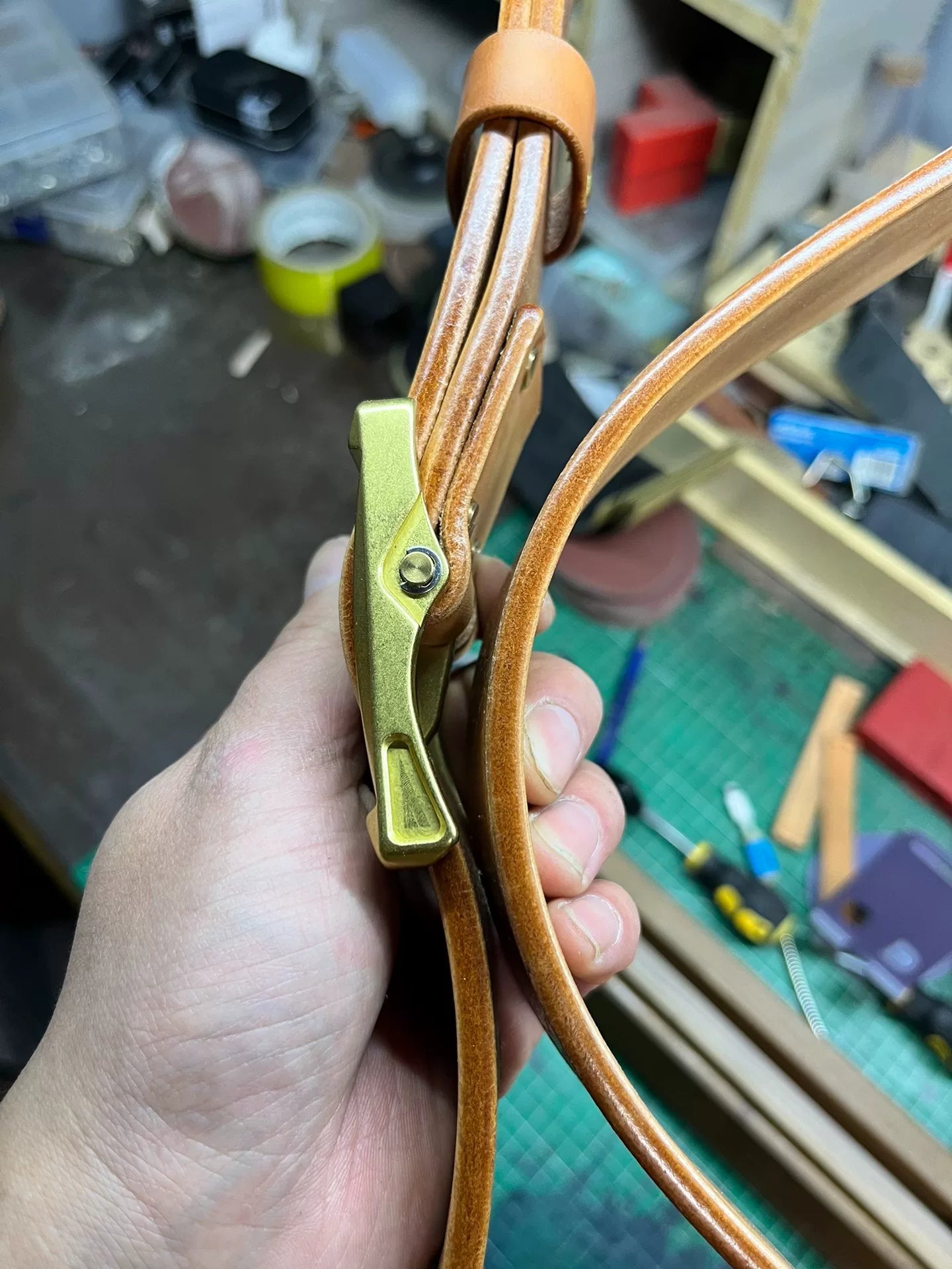 Meian's handmade belts are customized. Before delivery