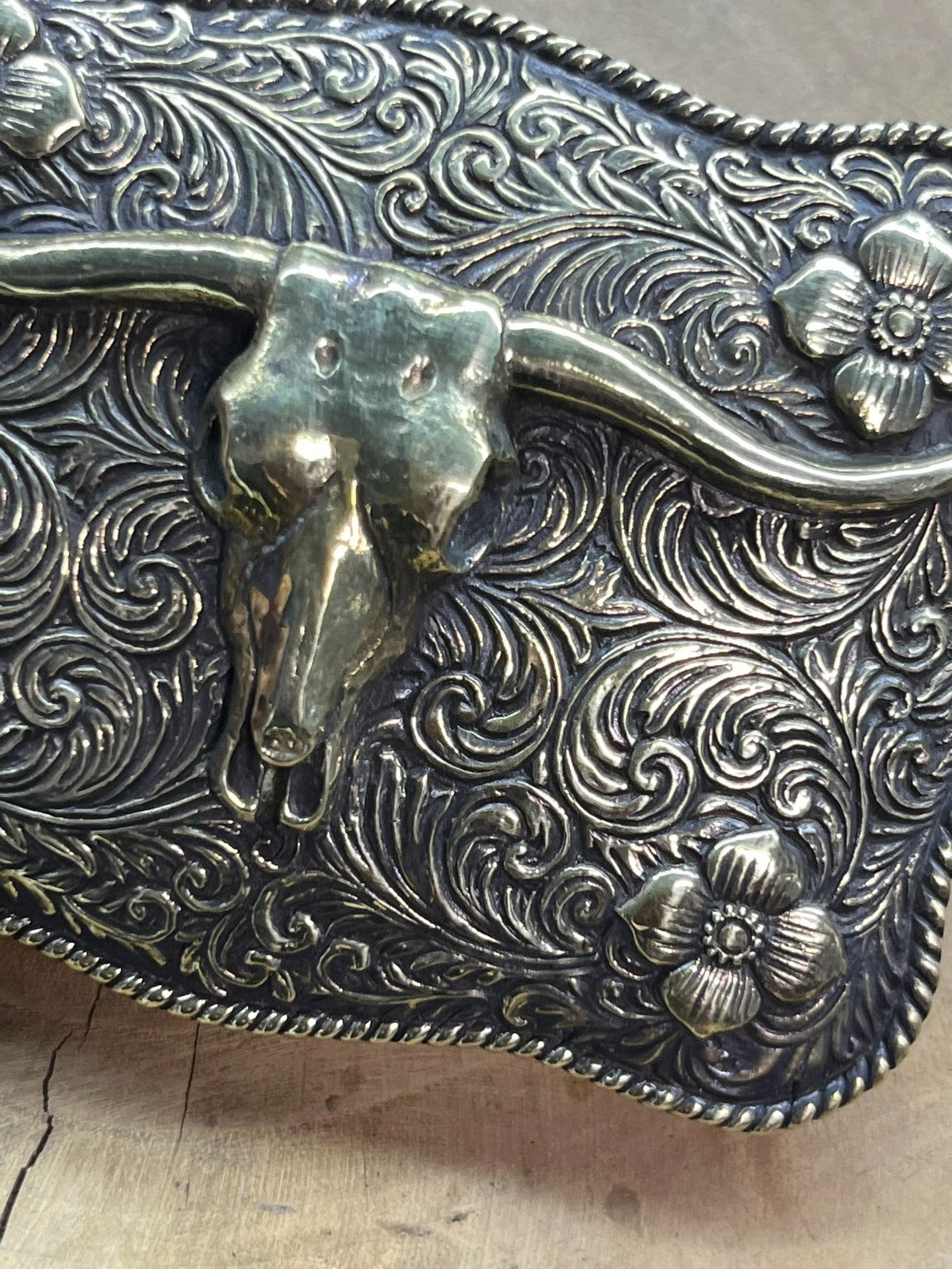 Handmade western medieval Ami khaki bull head belt with brass belt…