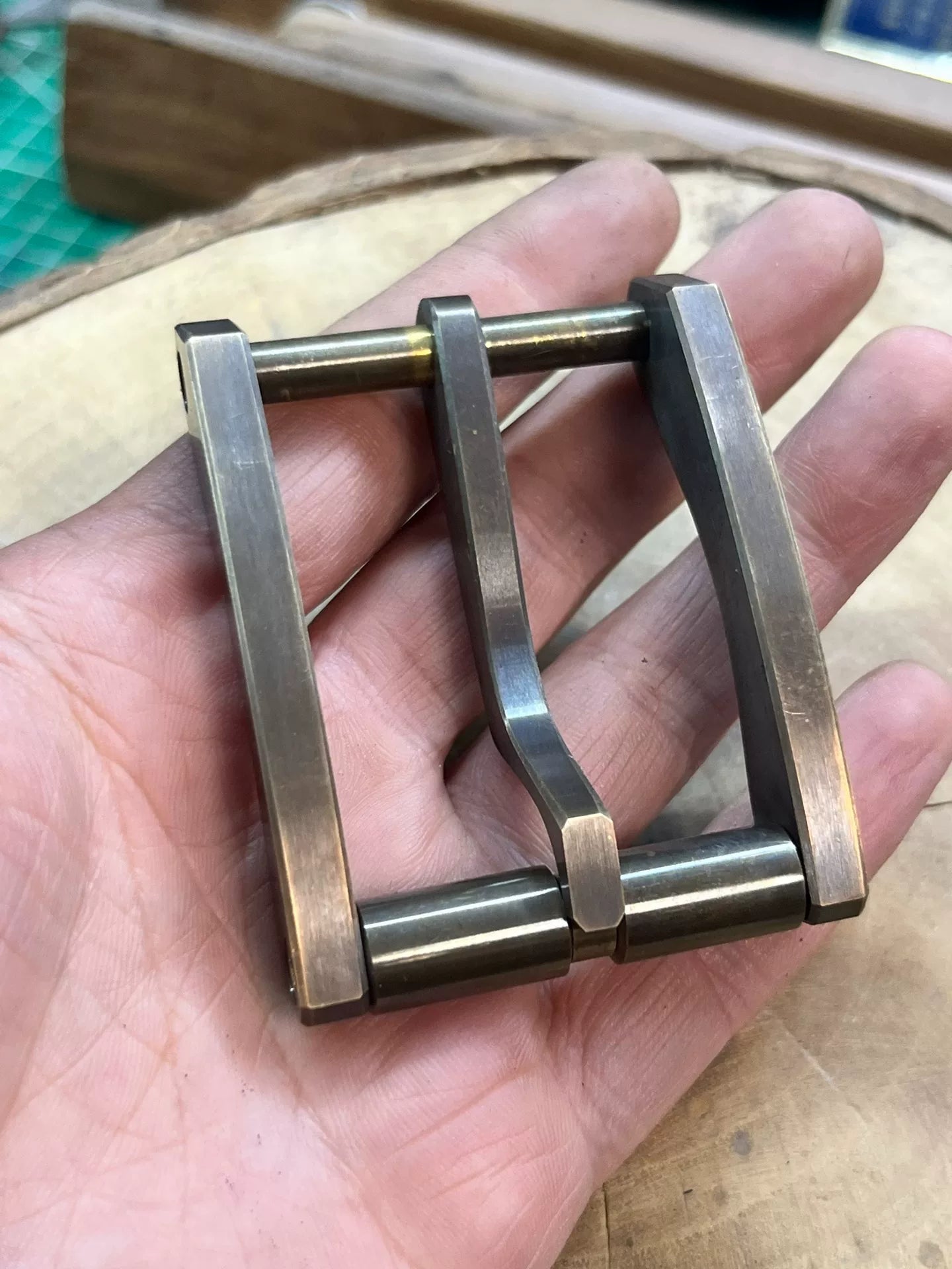 Brass antique wire-cut belt buckle