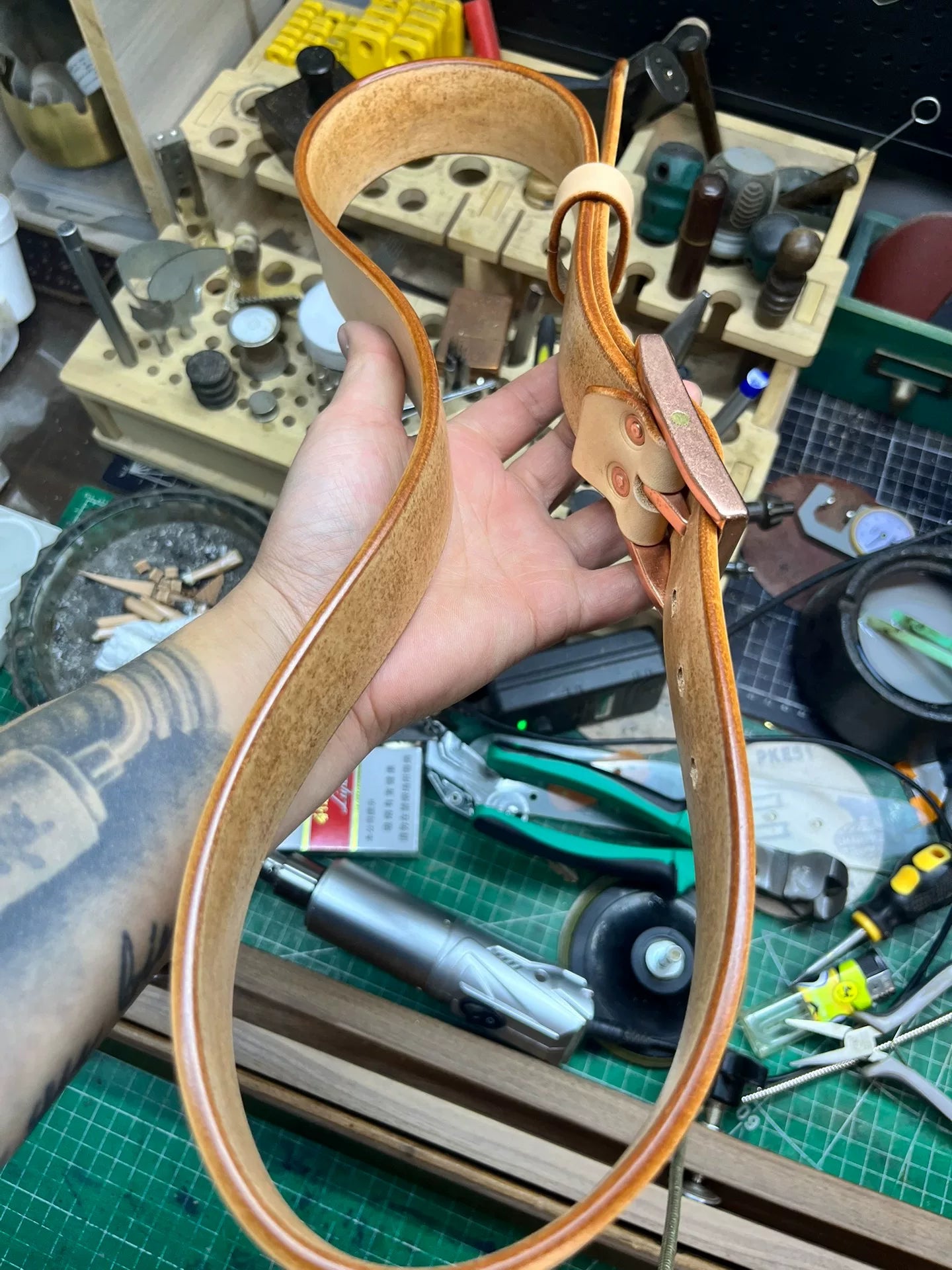 5mm thick beautiful saddle with copper cow 4