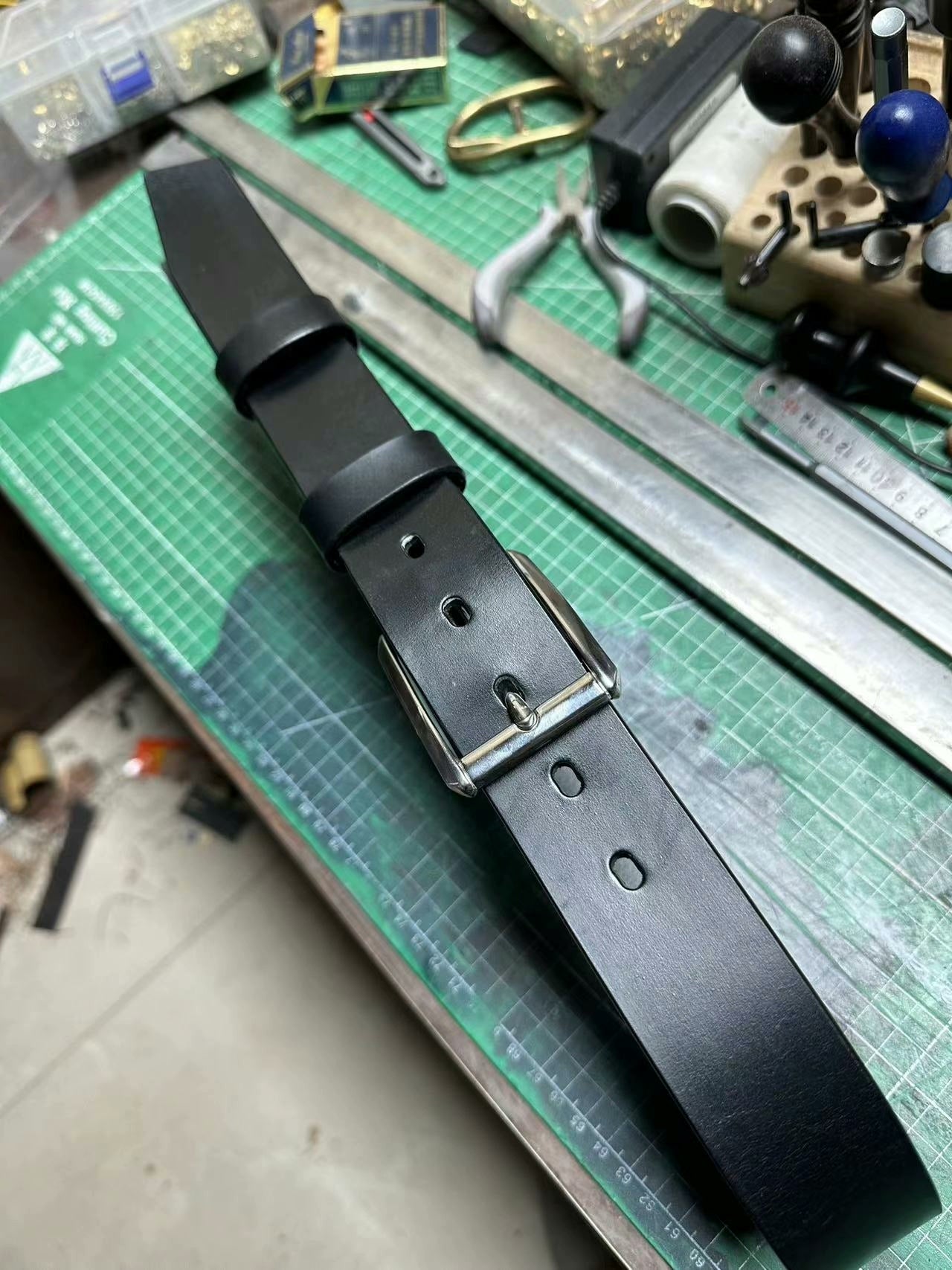 TWS British Thomas Rein leather handmade belt