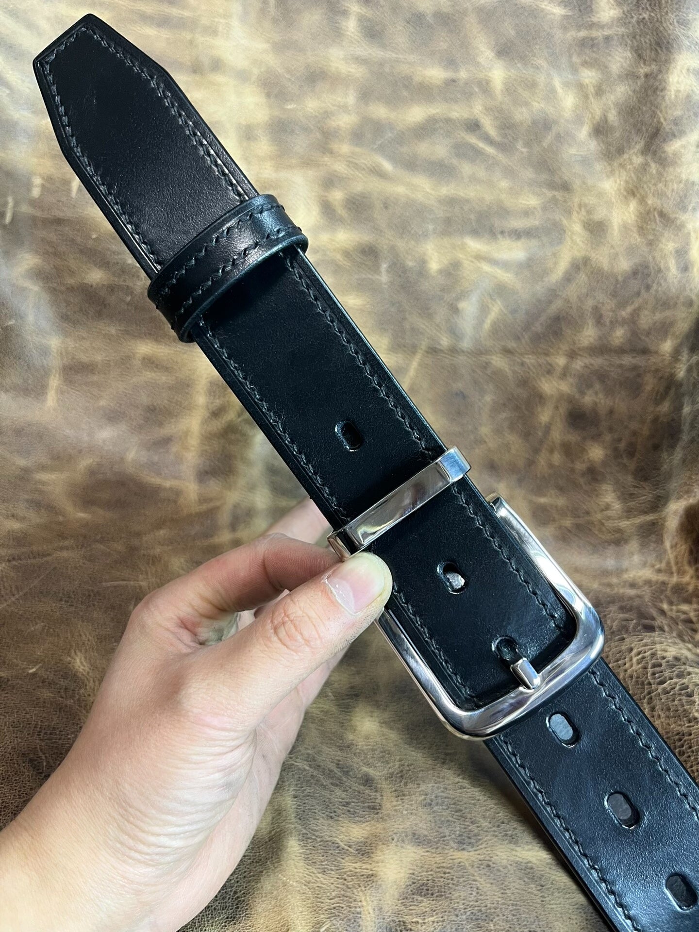 TWS Thomas Bridle Leather Business Dress Belt — Premium Finish