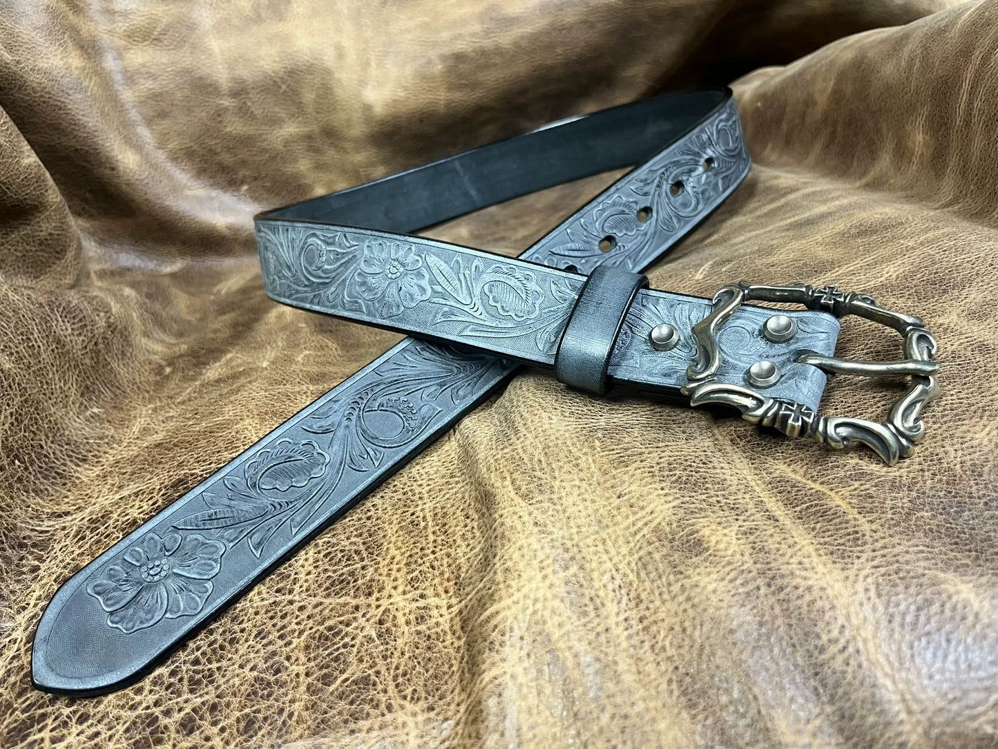 Customized Italian horse rein carving handmade belt