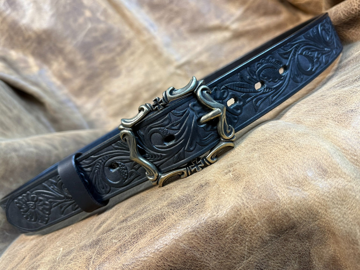 Customized Italian saddle carved handmade belt