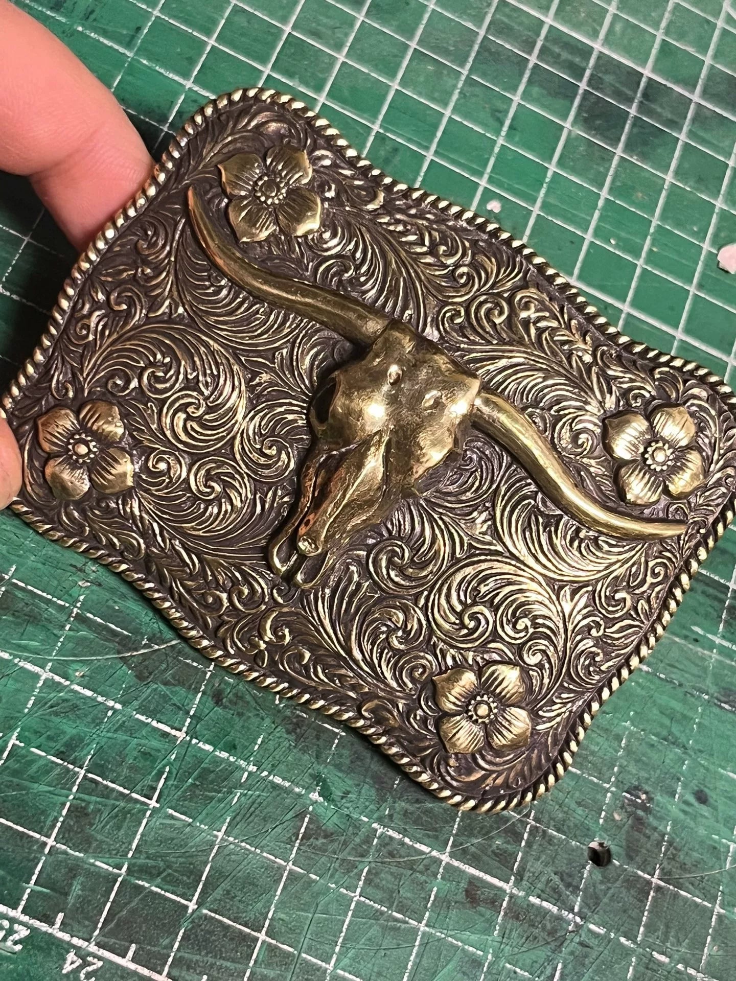 Handmade western medieval Ami khaki bull head belt