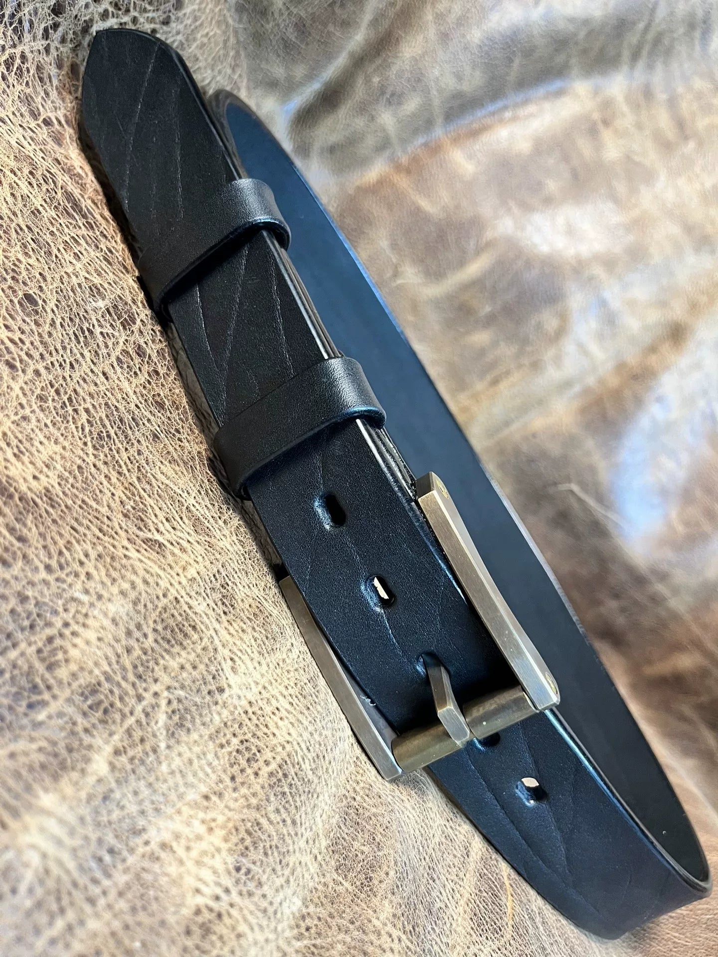 Tiger handmade black bison leather belt with brass wire cut buckle