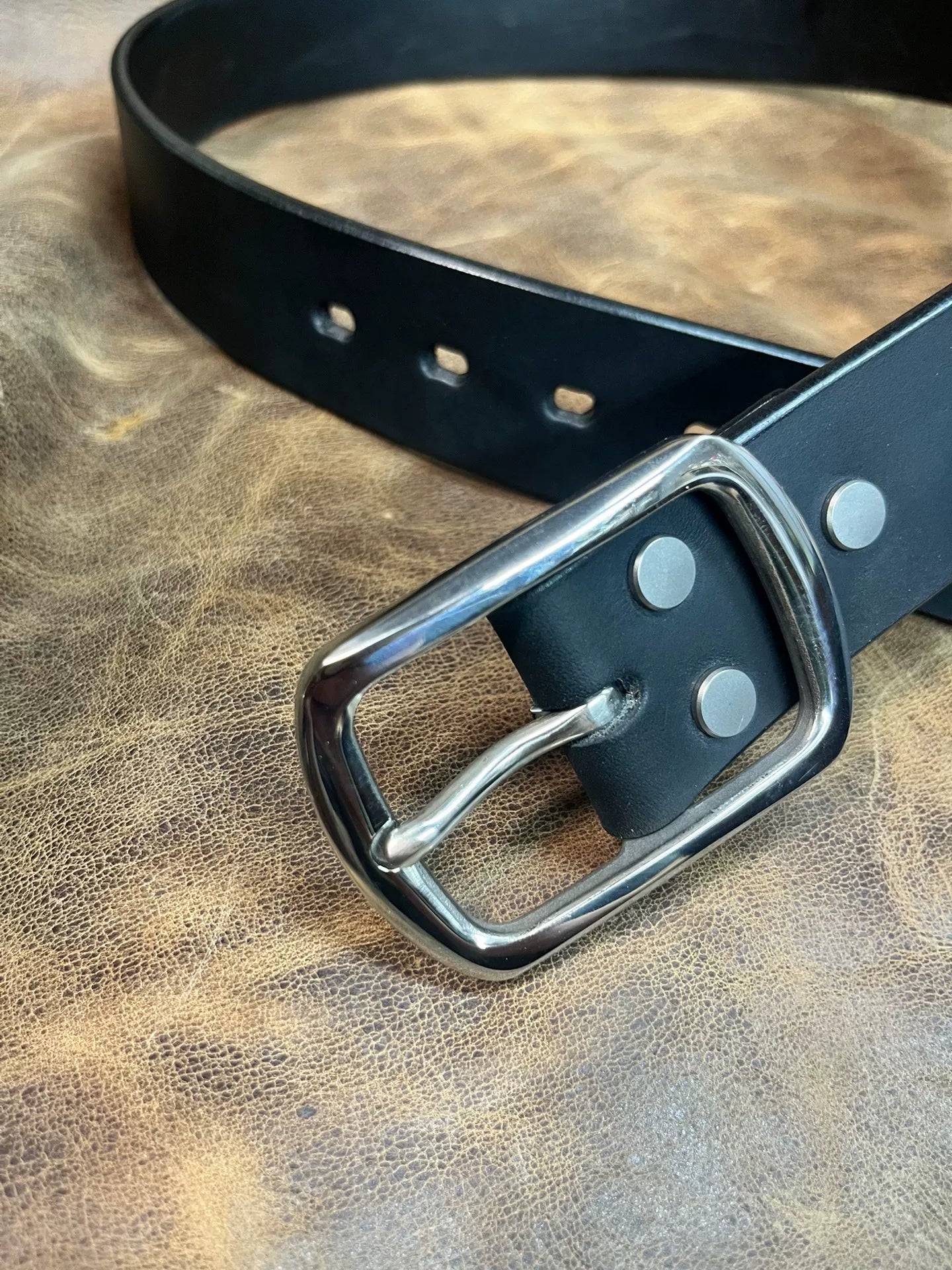 American saddle leather