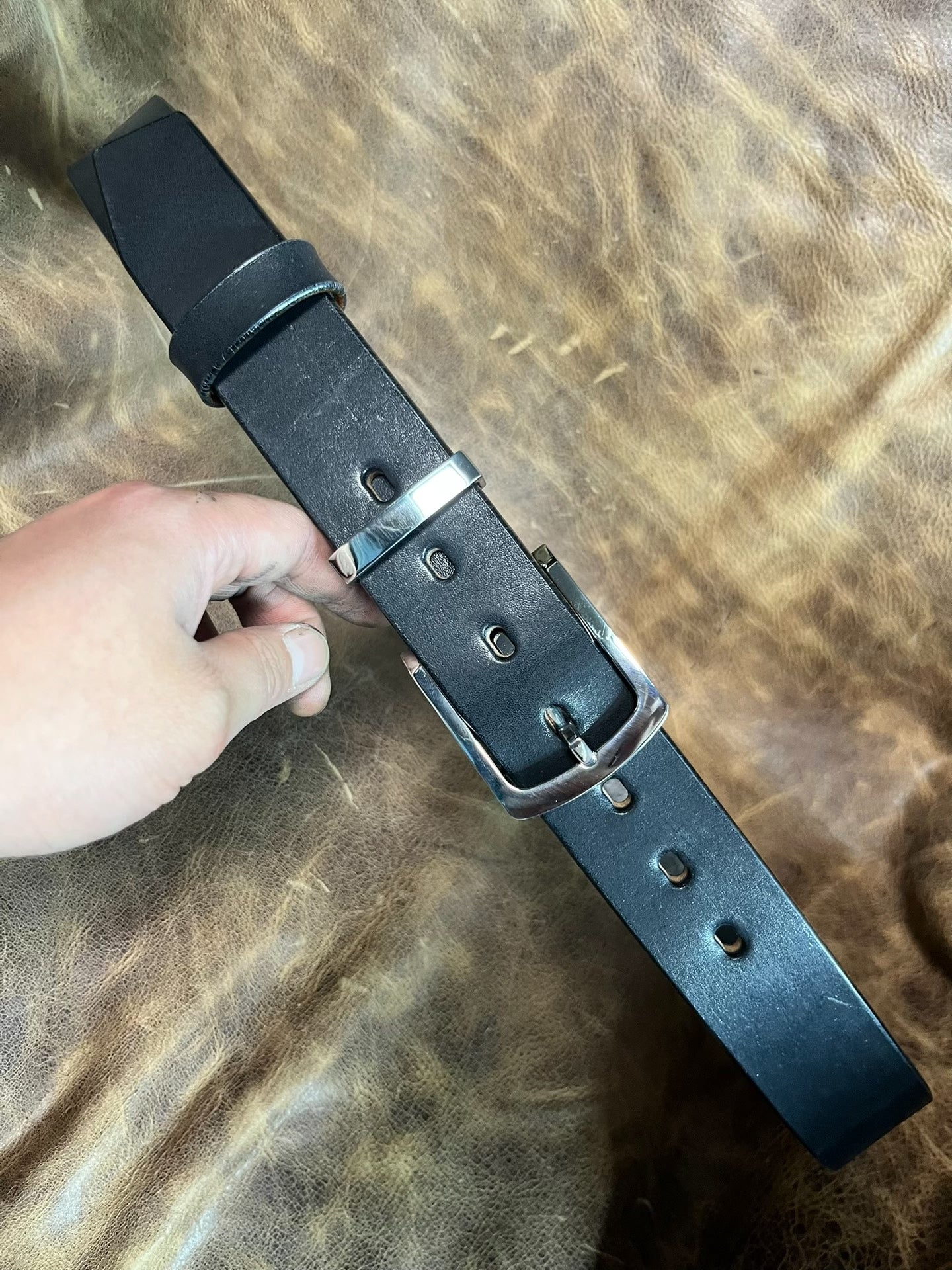 5.5mm thick Japanese Tochigi Shonan back leather belt with handmade…