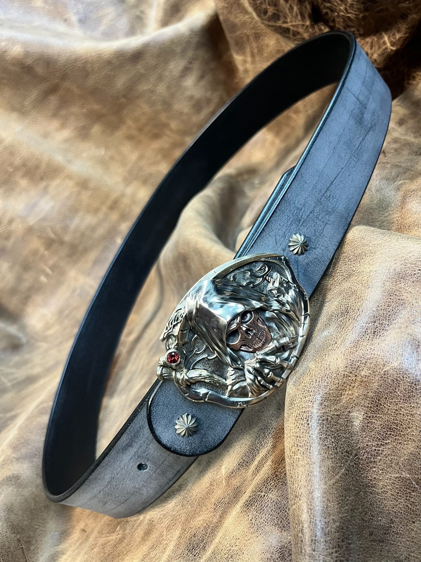 Tiger pure copper handmade custom belt buckle