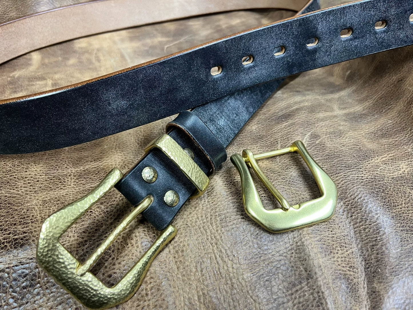 British JF horse bridle with handmade hammered solid brass belt buc…