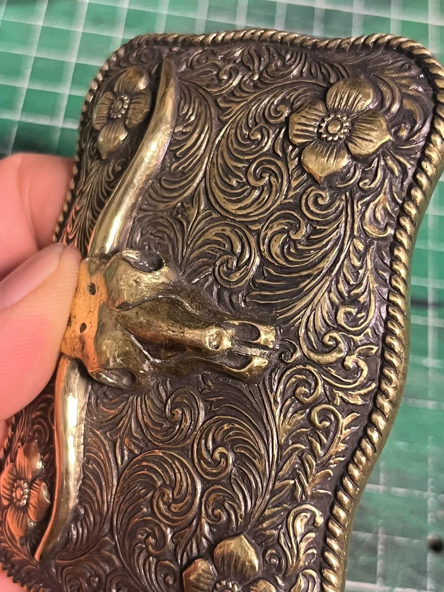 Handmade western medieval Ami khaki bull head belt