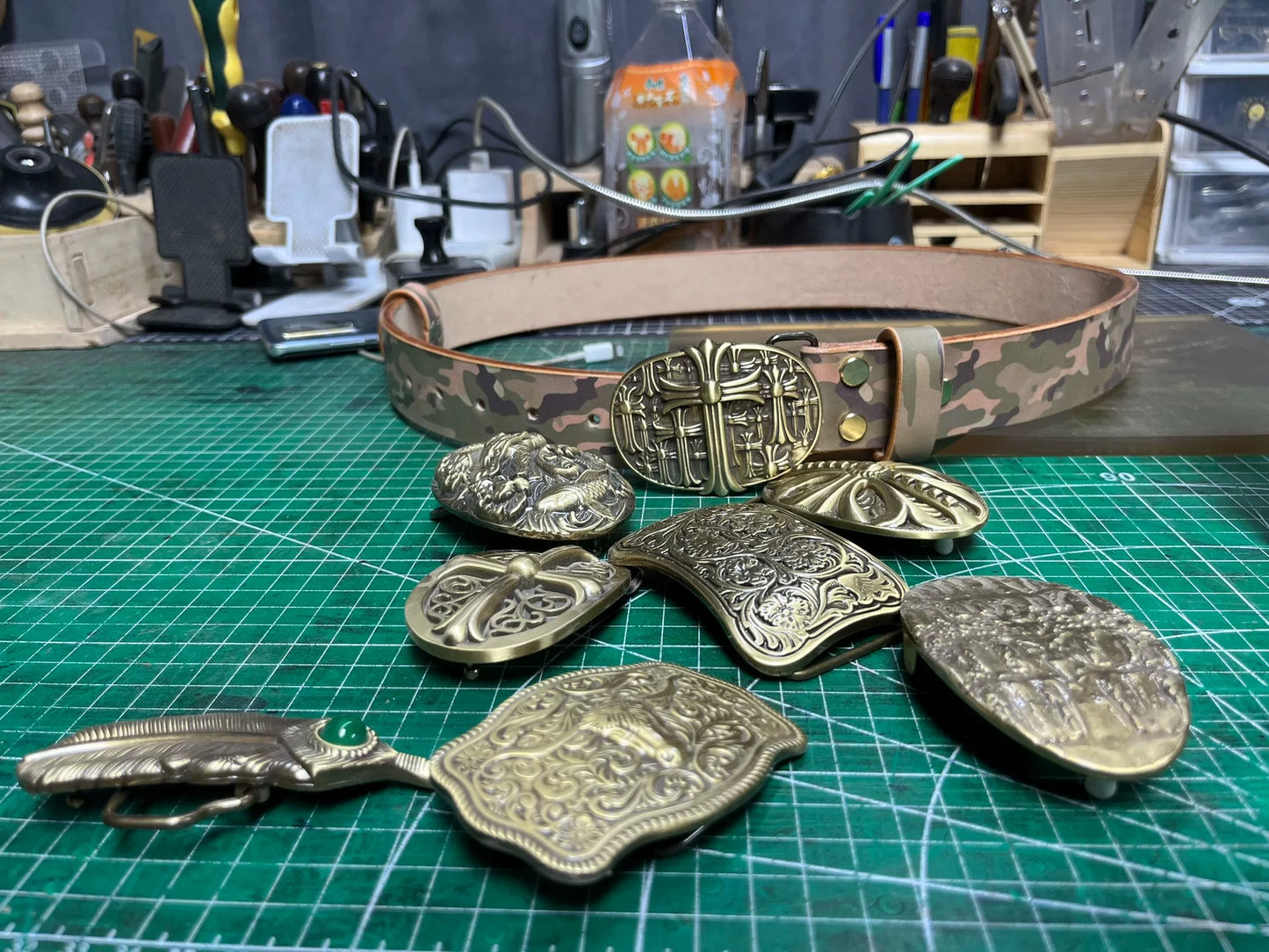 Solid pure copper Crow heart belt buckle replica belt thickened Ame…