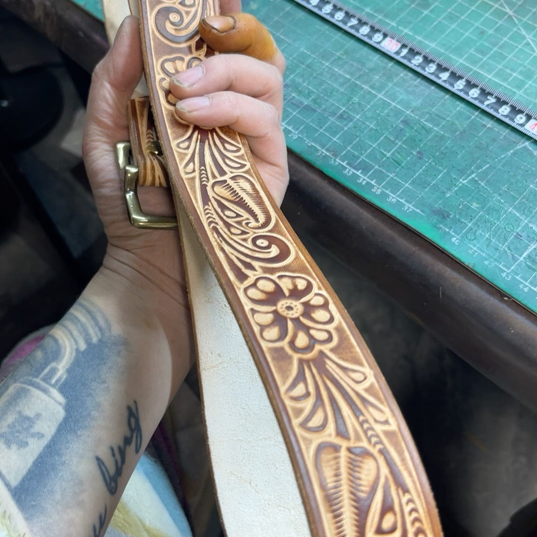 Spot special price hand-rubbed primary color vegetable tanned genui…