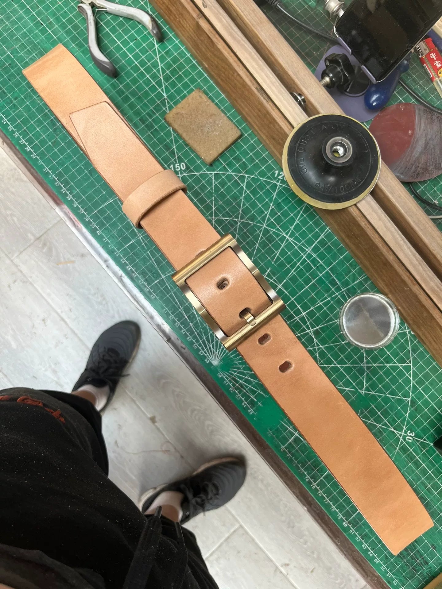 Muchen Bat CNC wire-cut belt buckle with finished Japanese Tochi wo…
