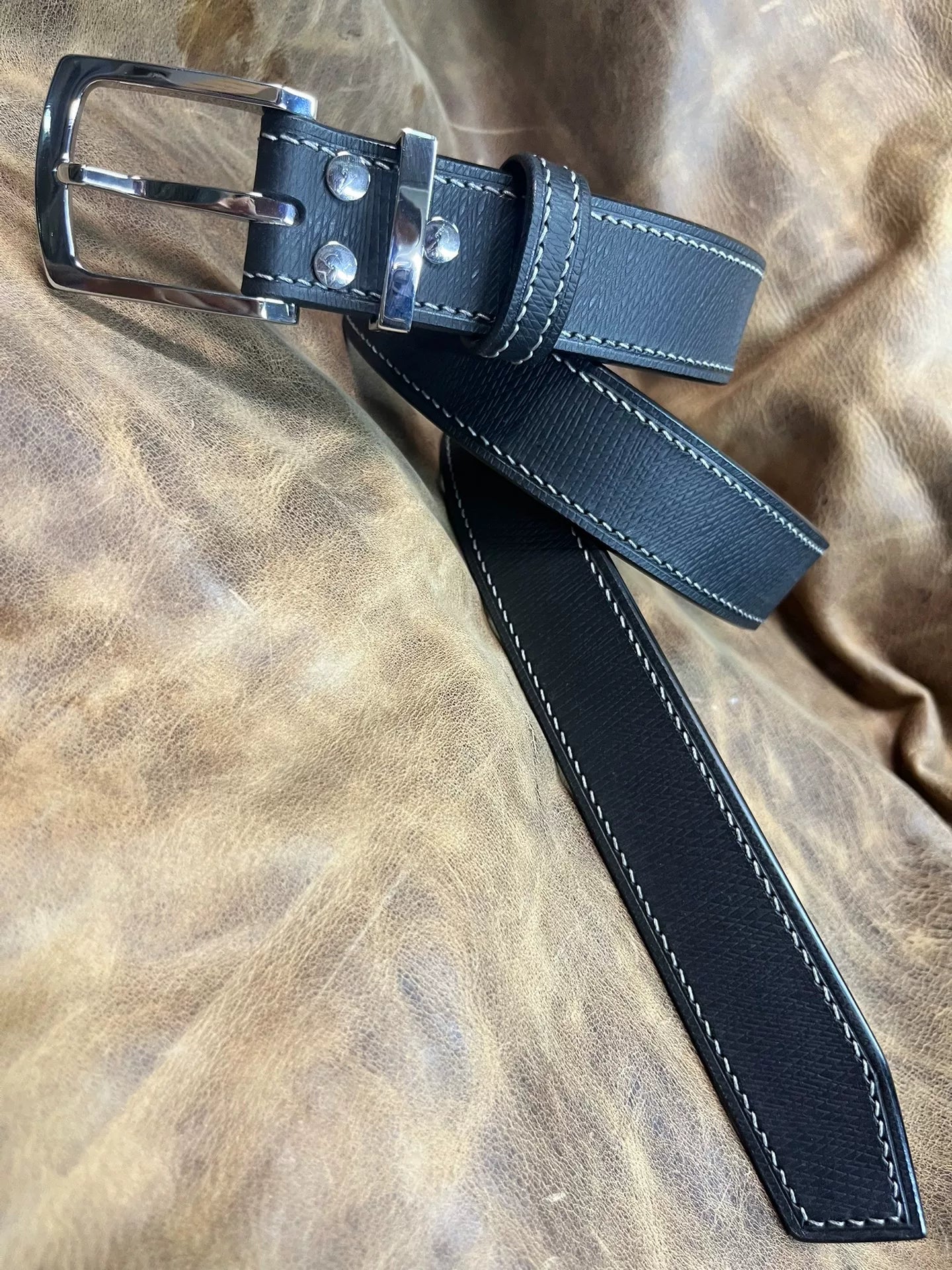 Imported Italian saddle vegetable tanned leather with genuine Gadfl…