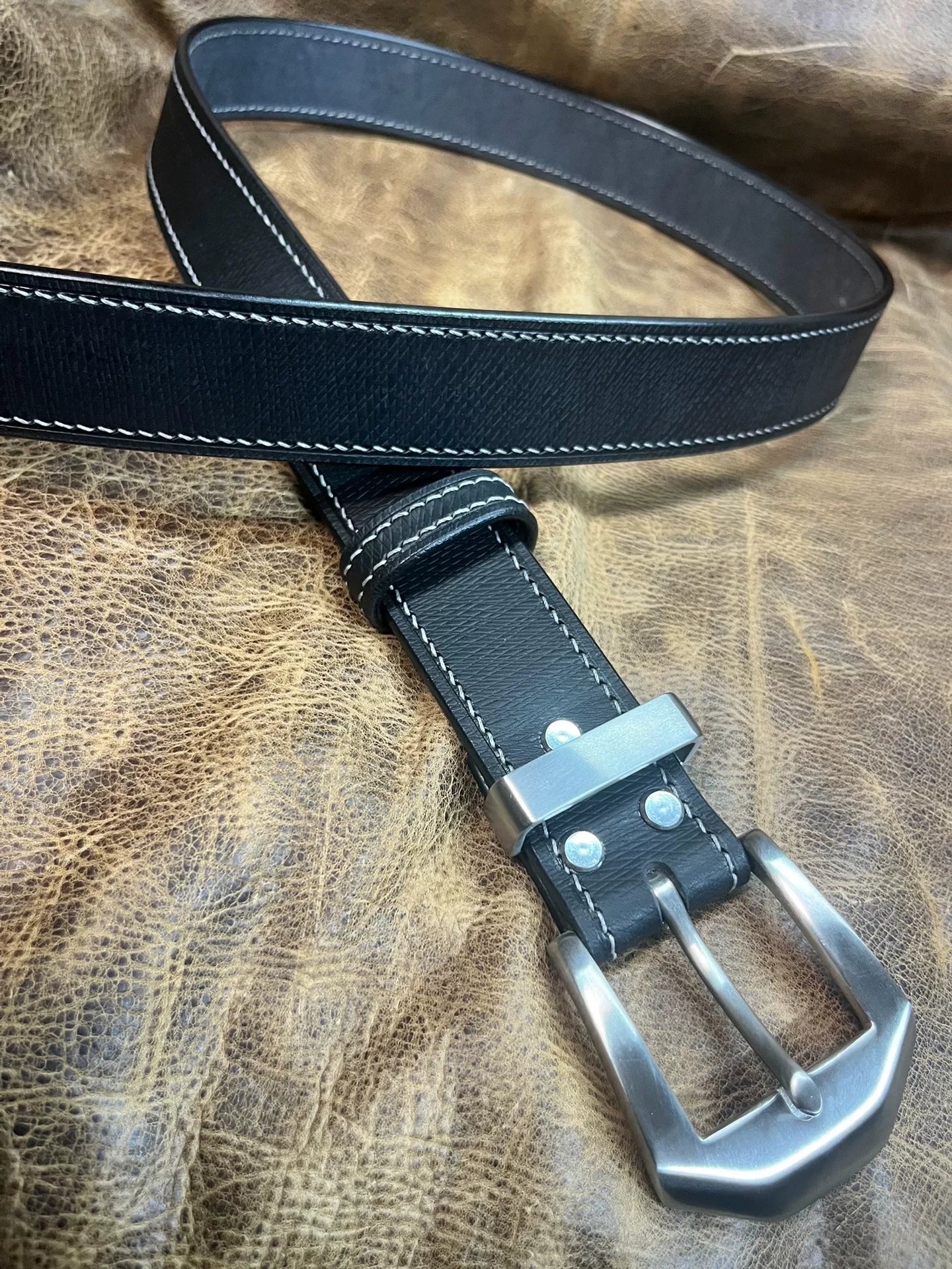 Imported Italian saddle vegetable-tanned leather with replica gadfl…