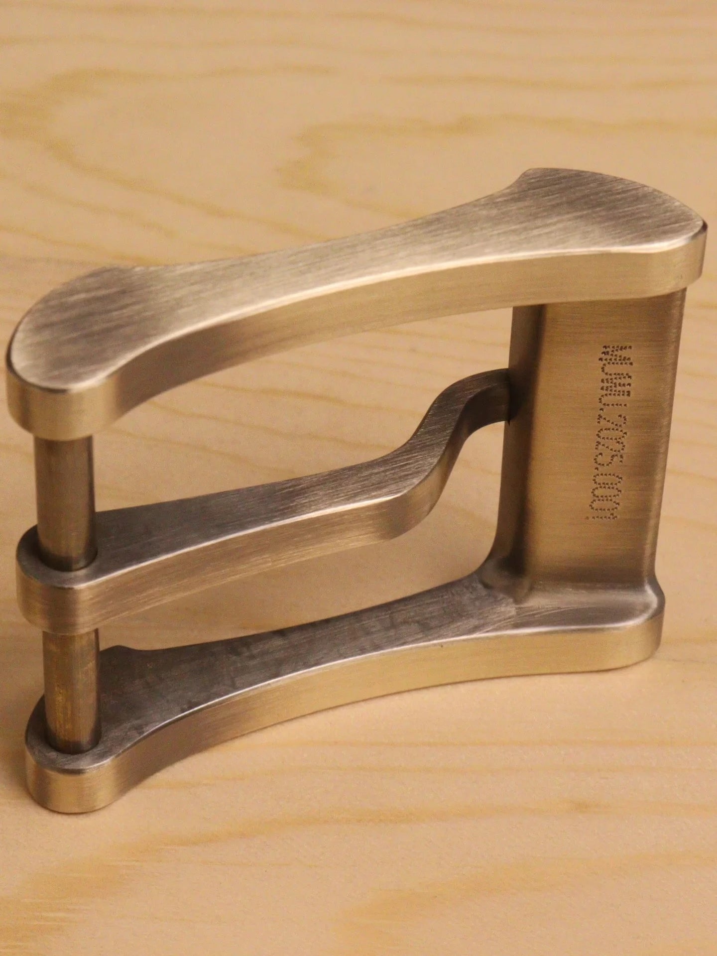Muchen Seiko CNC wire cutting belt buckle solid brass belt buckle